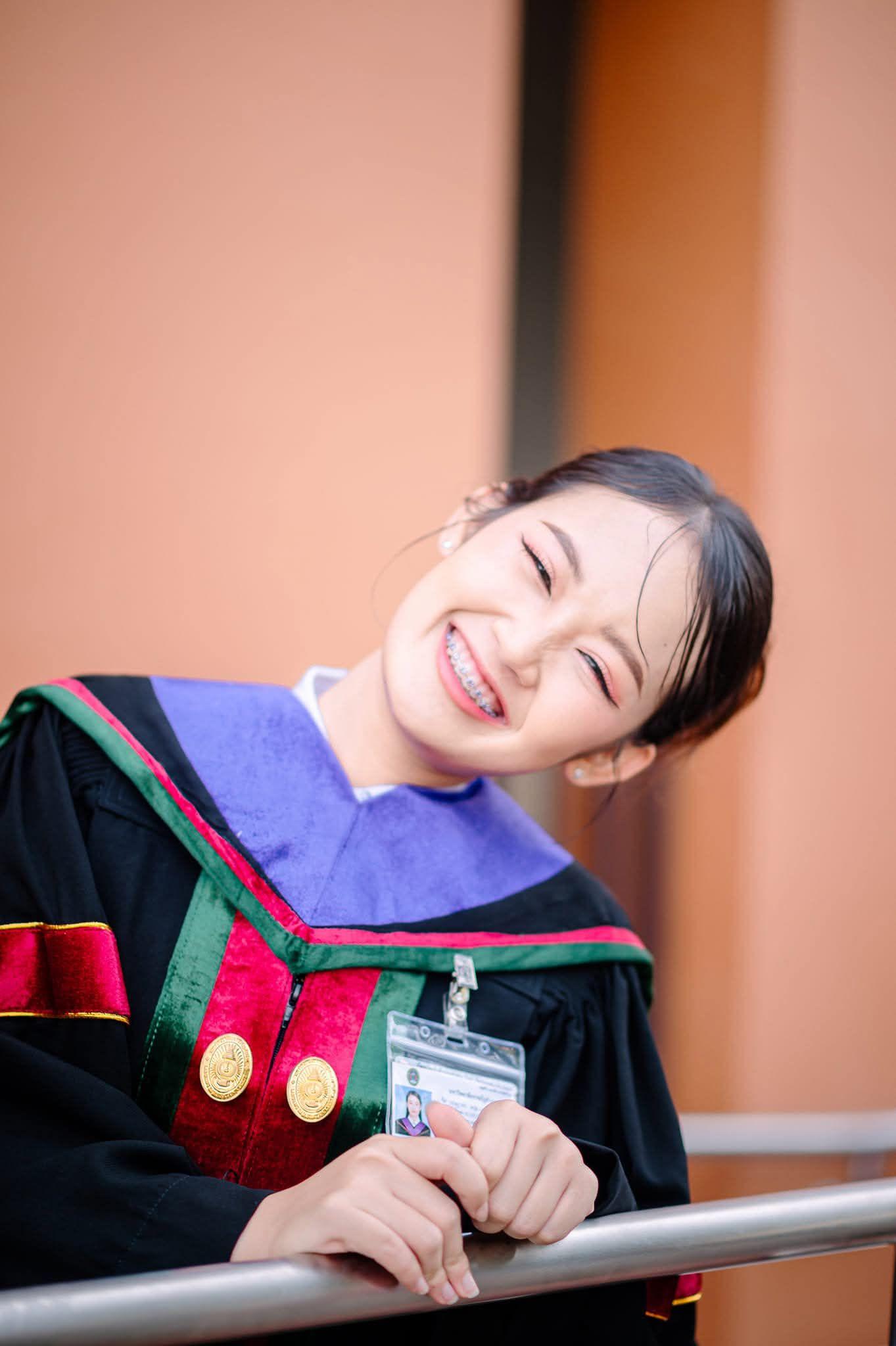 ผลงานรับปริญญา มหาวิทยาลัยราชภัฏลำปาง โดย Feelings Studio ภาพที่ 14