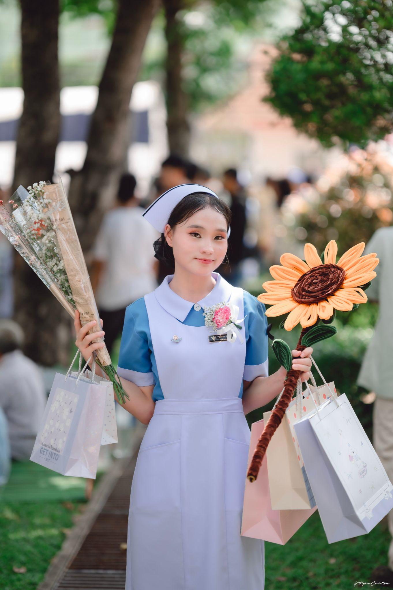 ผลงานรับปริญญา โดย Feelings Studio ภาพที่ 17