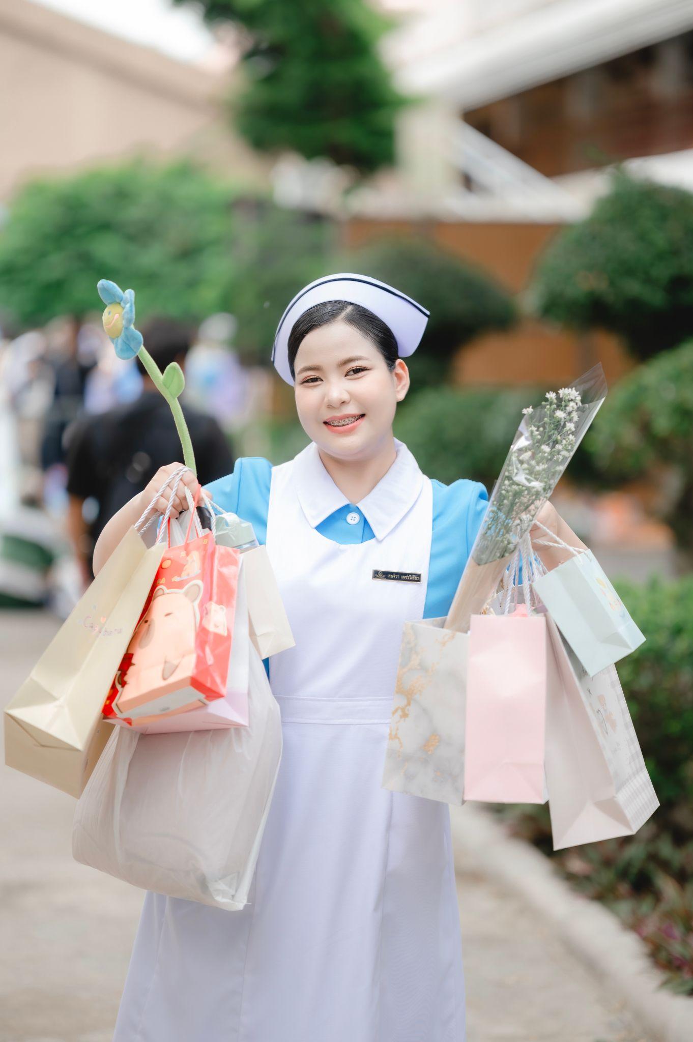 ผลงานรับปริญญา โดย Feelings Studio ภาพที่ 15