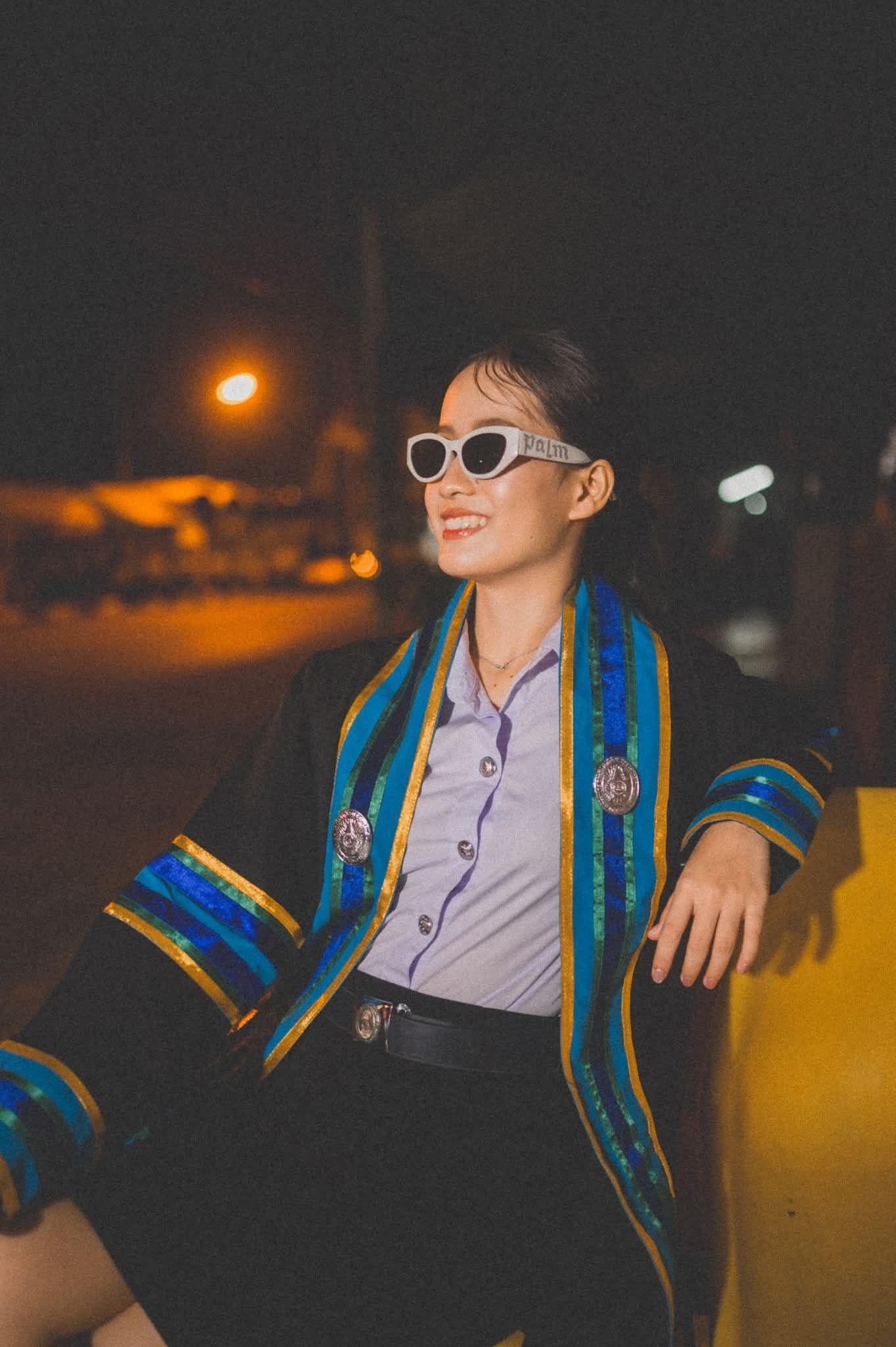 ผลงานรับปริญญา มหาวิทยาลัยราชภัฏอุตรดิตถ์ โดย Feelings Studio ภาพที่ 2