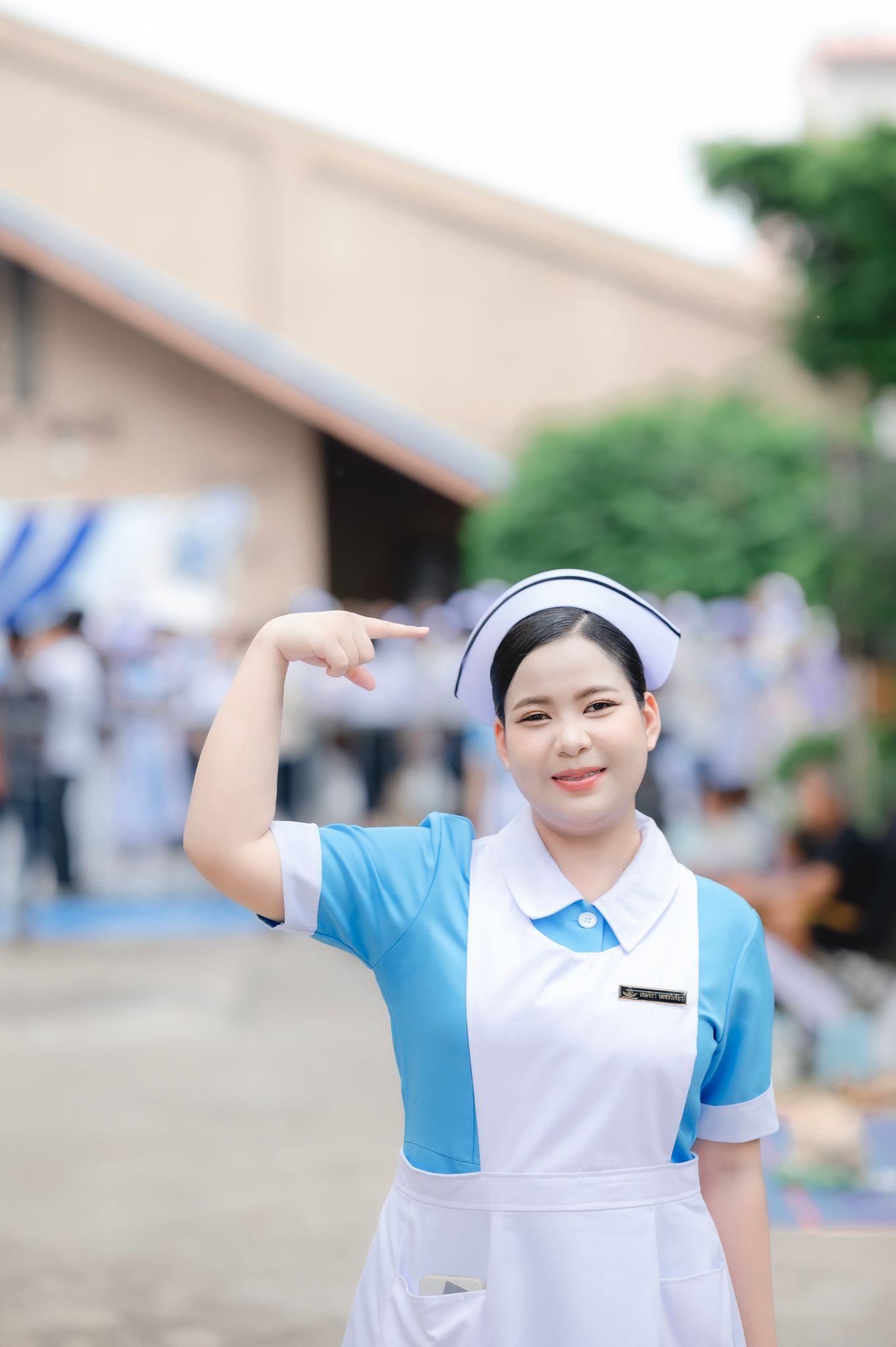 ผลงานรับปริญญา โดย Feelings Studio ภาพที่ 2