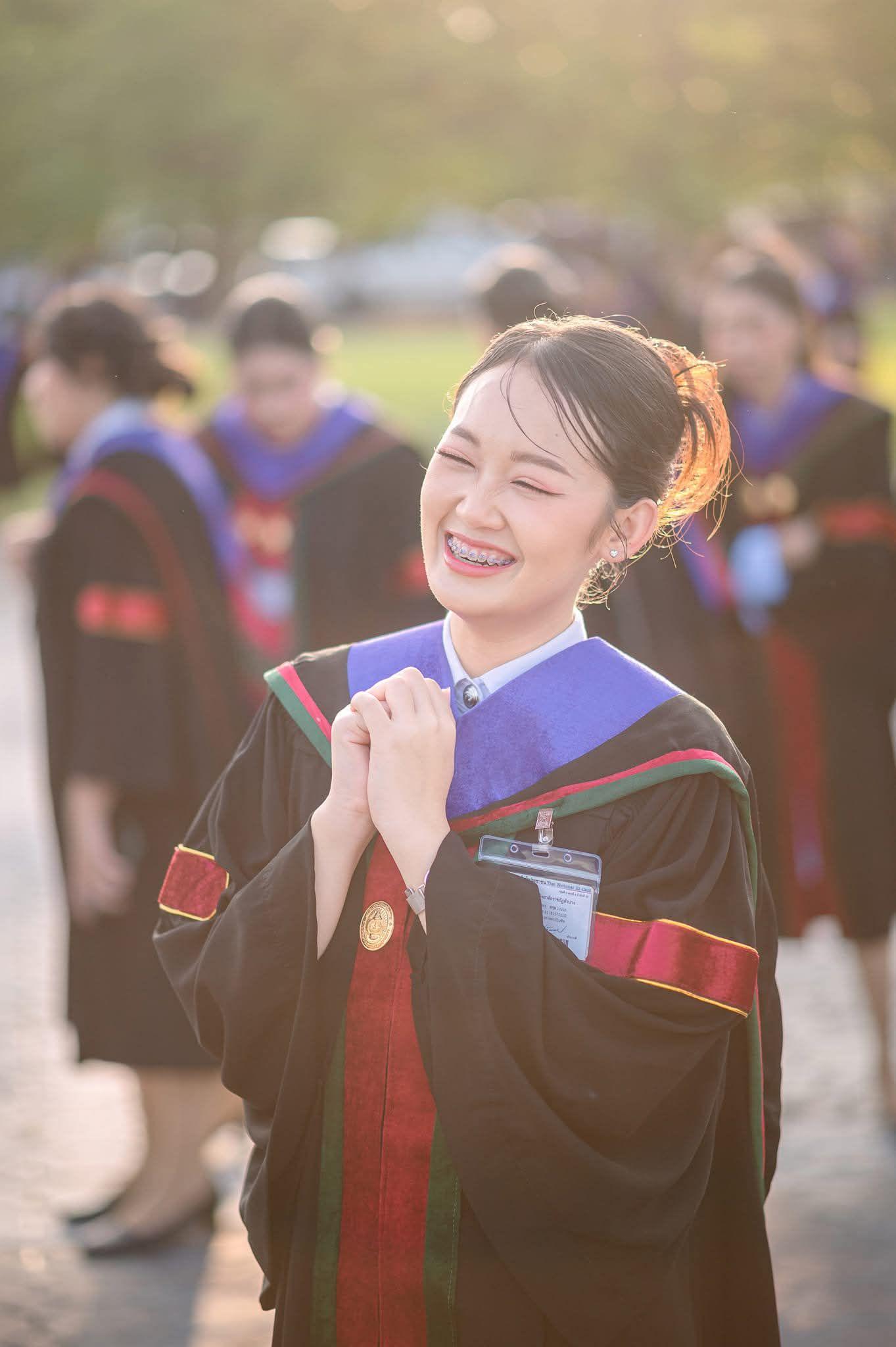 ผลงานรับปริญญา มหาวิทยาลัยราชภัฏลำปาง โดย Feelings Studio ภาพที่ 4