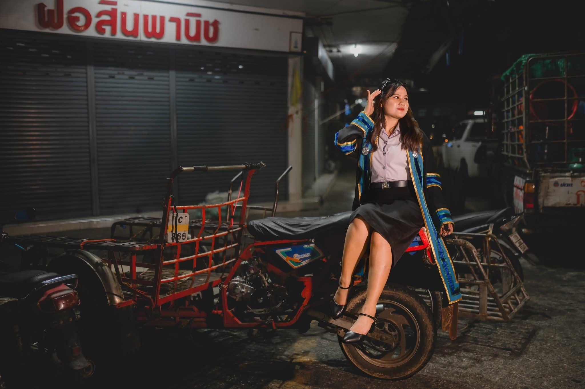 ผลงานรับปริญญา มหาวิทยาลัยราชภัฏอุตรดิตถ์ โดย Feelings Studio ภาพที่ 6
