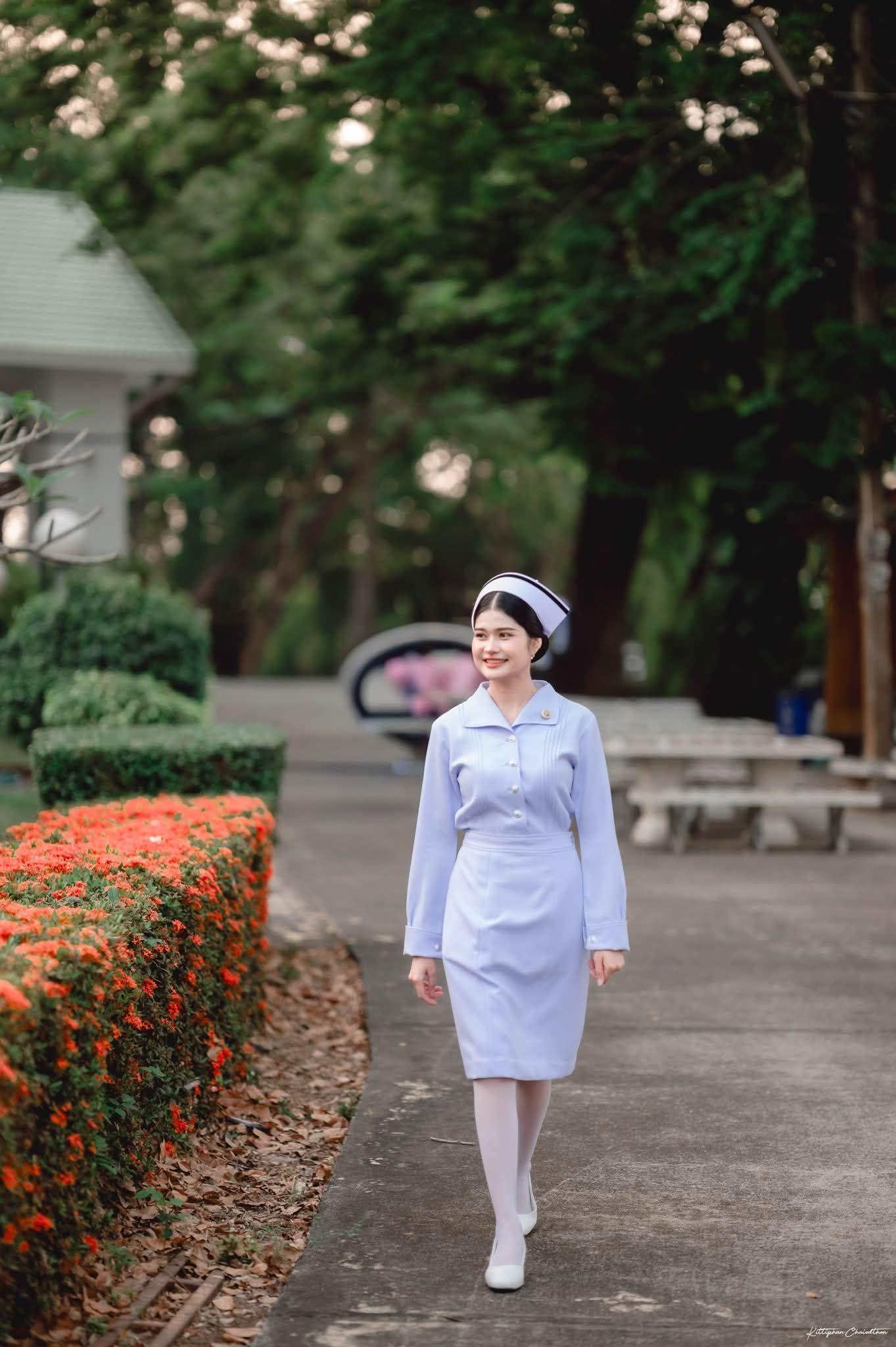 ผลงานรับปริญญา มหาวิทยาลัยราชภัฏพิบูลสงคราม โดย Feelings Studio ภาพที่ 4