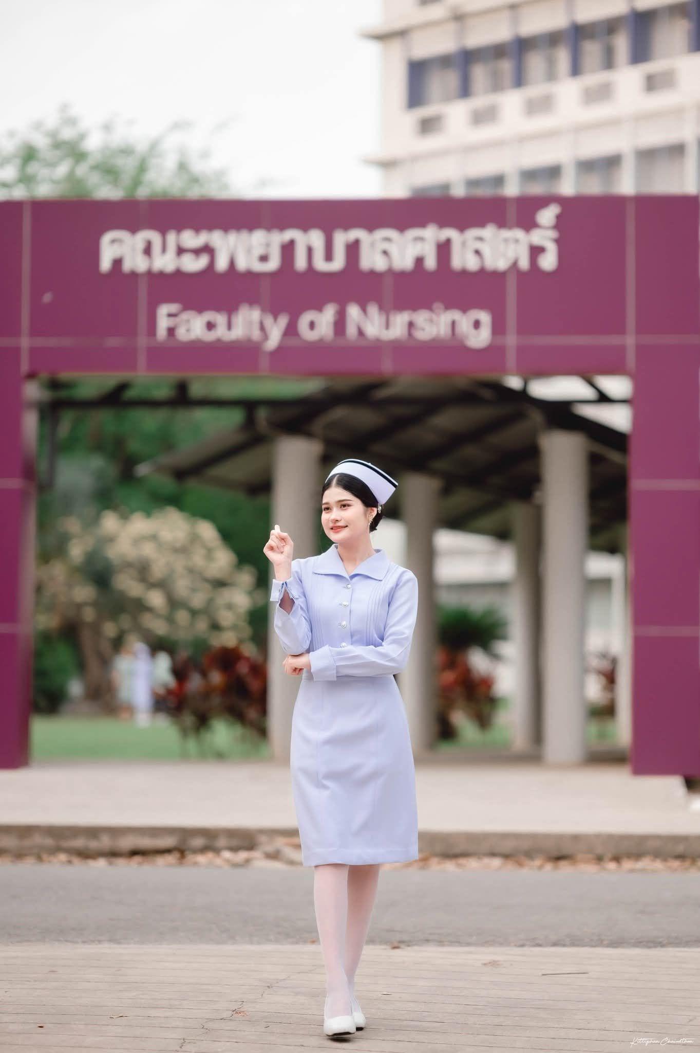 ผลงานรับปริญญา มหาวิทยาลัยราชภัฏพิบูลสงคราม โดย Feelings Studio ภาพที่ 3