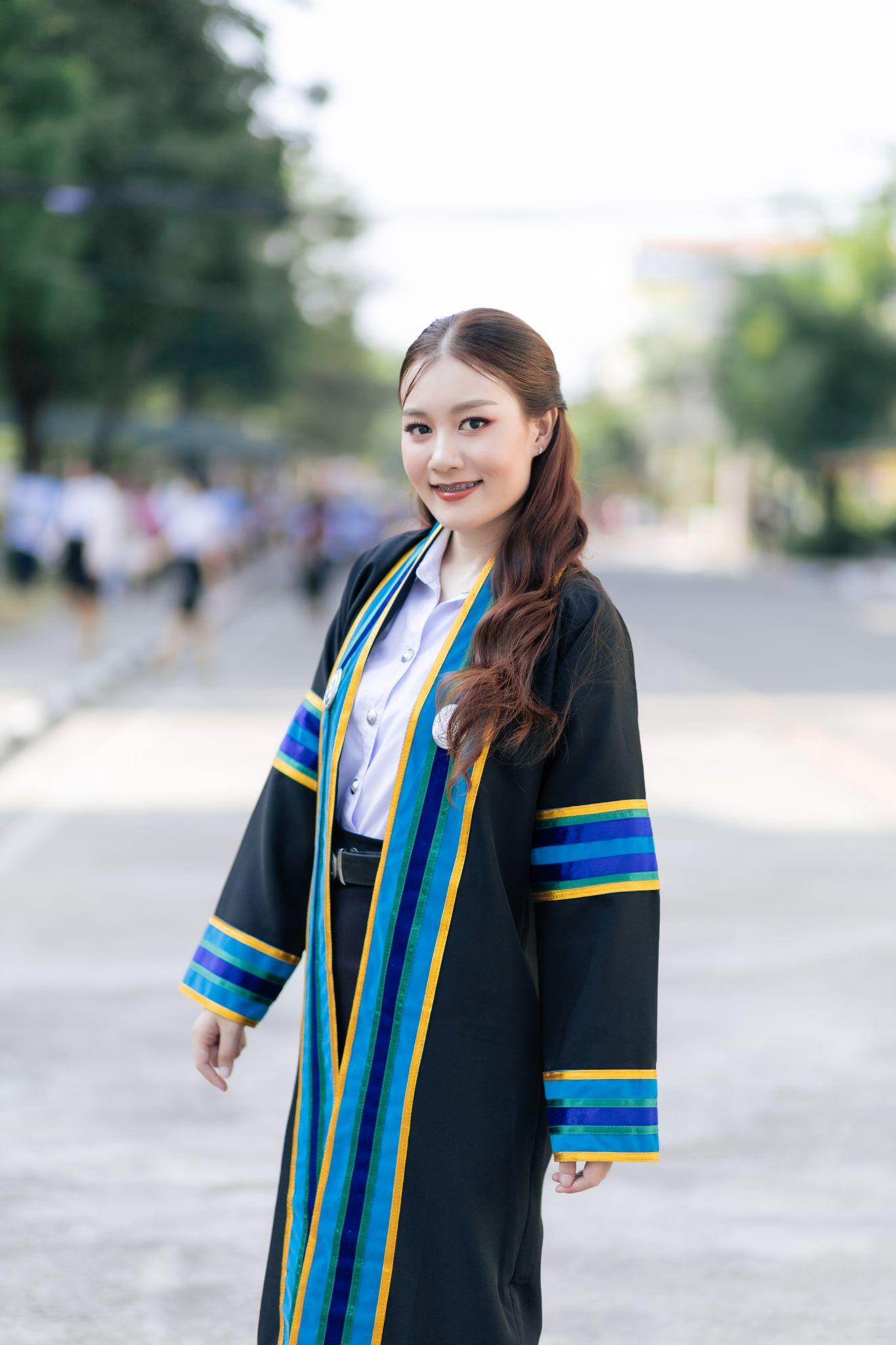 ผลงานรับปริญญา มหาวิทยาลัยราชภัฏอุตรดิตถ์ โดย Khasan Photography ภาพที่ 11