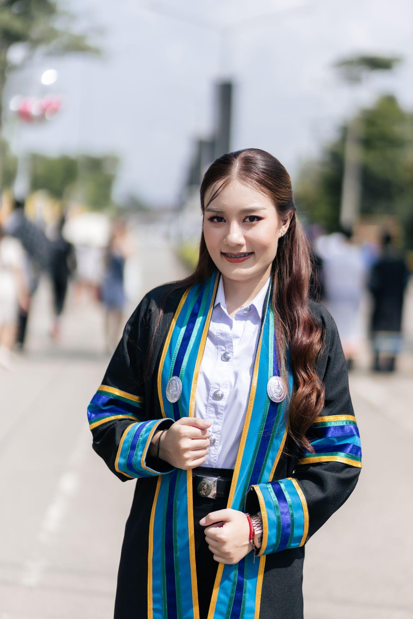ผลงานรับปริญญา มหาวิทยาลัยราชภัฏอุตรดิตถ์ โดย Khasan Photography ภาพที่ 8