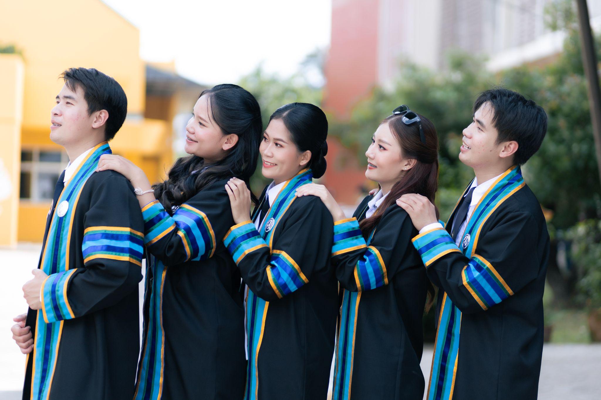ผลงานรับปริญญา มหาวิทยาลัยราชภัฏอุตรดิตถ์ โดย Khasan Photography ภาพที่ 19