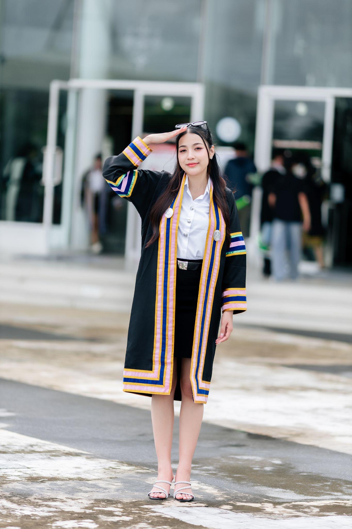 ผลงานรับปริญญา มหาวิทยาลัยราชภัฏพิบูลสงคราม โดย Khasan Photography ภาพที่ 11