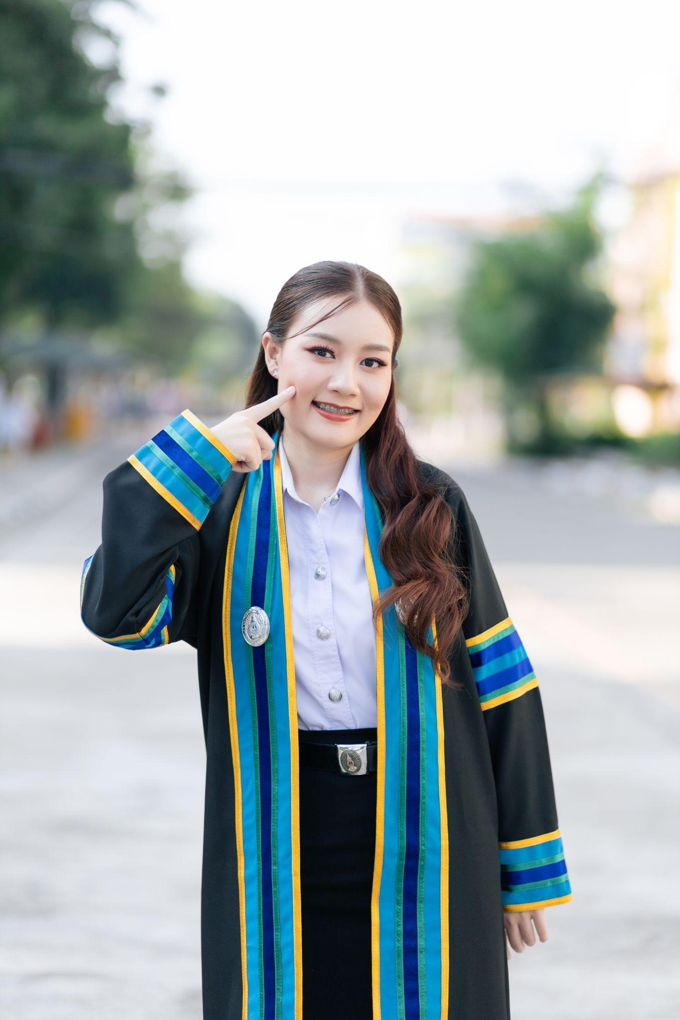 ผลงานรับปริญญา มหาวิทยาลัยราชภัฏอุตรดิตถ์ โดย Khasan Photography ภาพที่ 16
