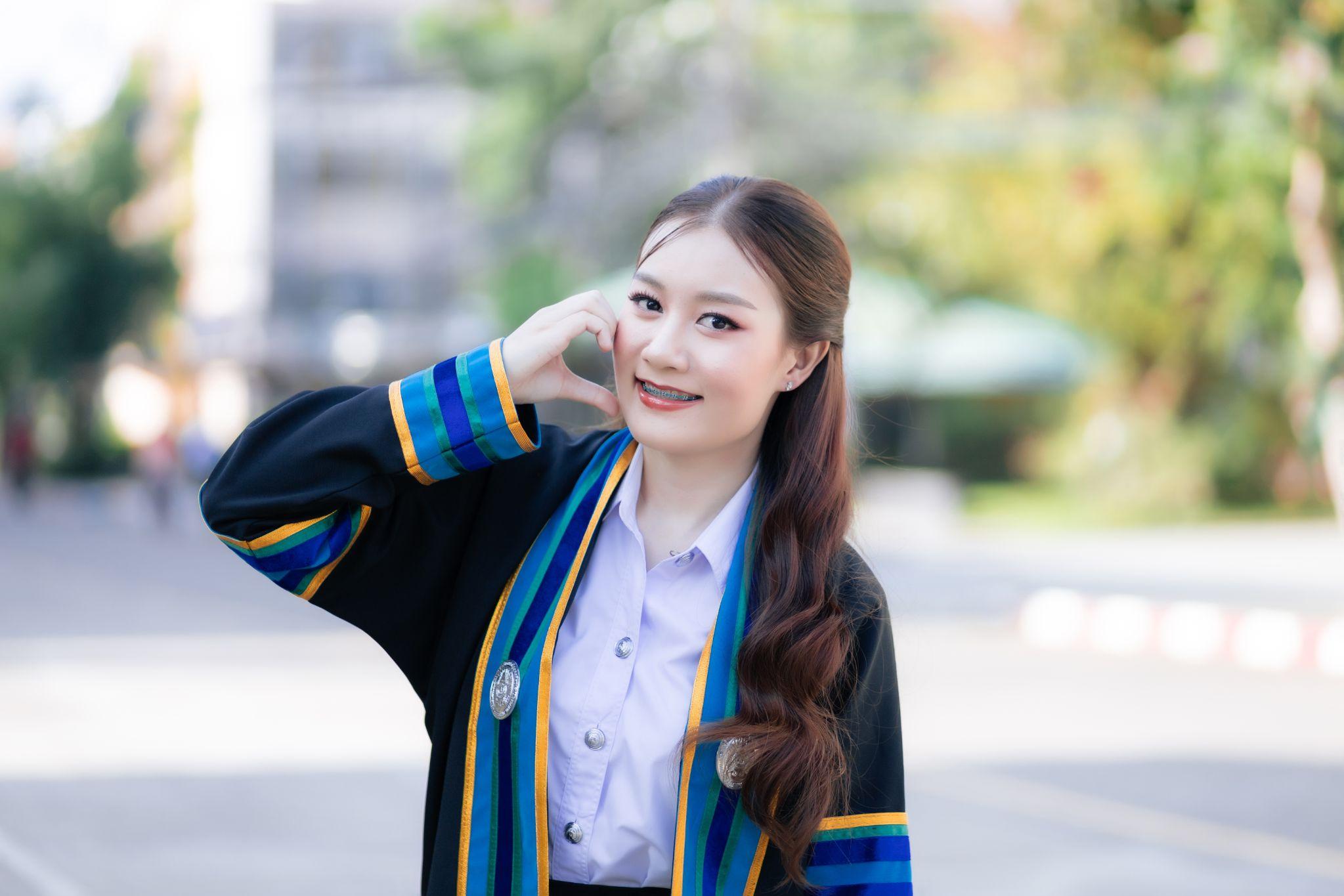 ผลงานรับปริญญา มหาวิทยาลัยราชภัฏอุตรดิตถ์ โดย Khasan Photography ภาพที่ 4