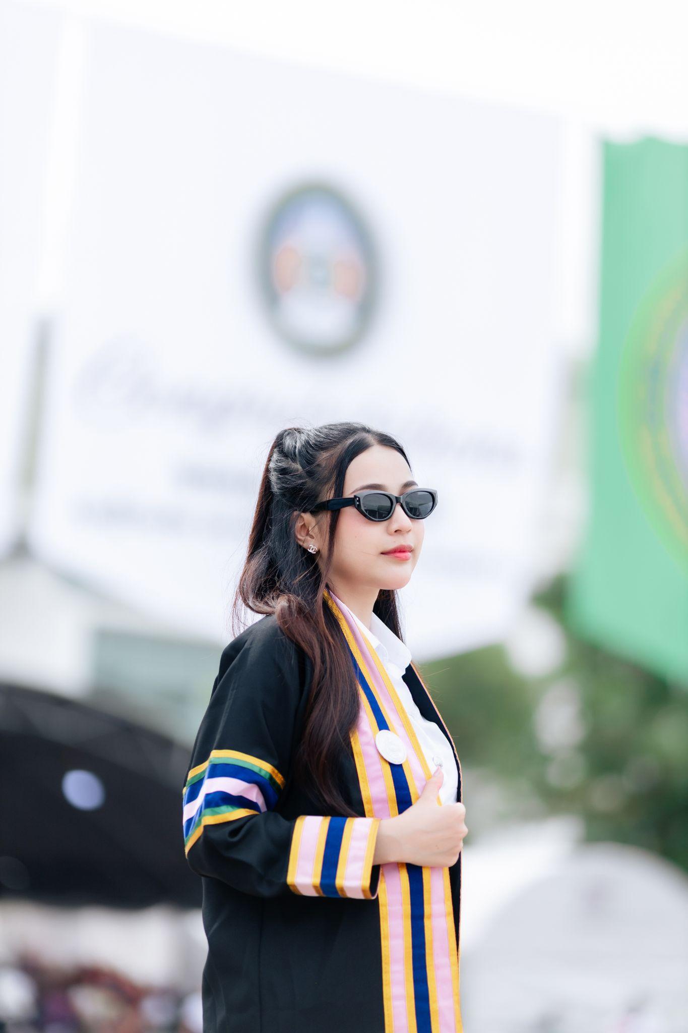 ผลงานรับปริญญา มหาวิทยาลัยราชภัฏพิบูลสงคราม โดย Khasan Photography ภาพที่ 3