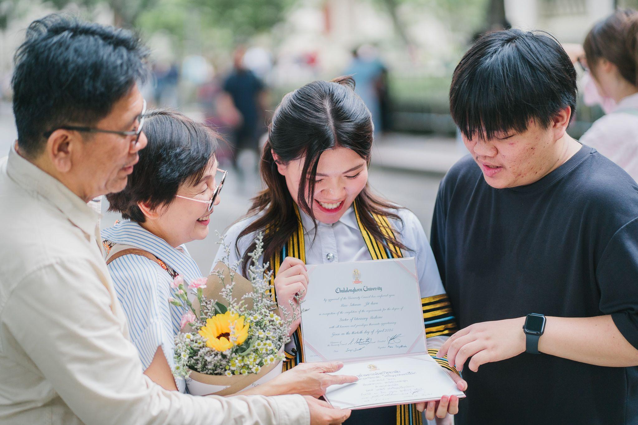 ผลงานรับปริญญา จุฬาลงกรณ์มหาวิทยาลัย โดย Nuremekdiary ภาพที่ 3
