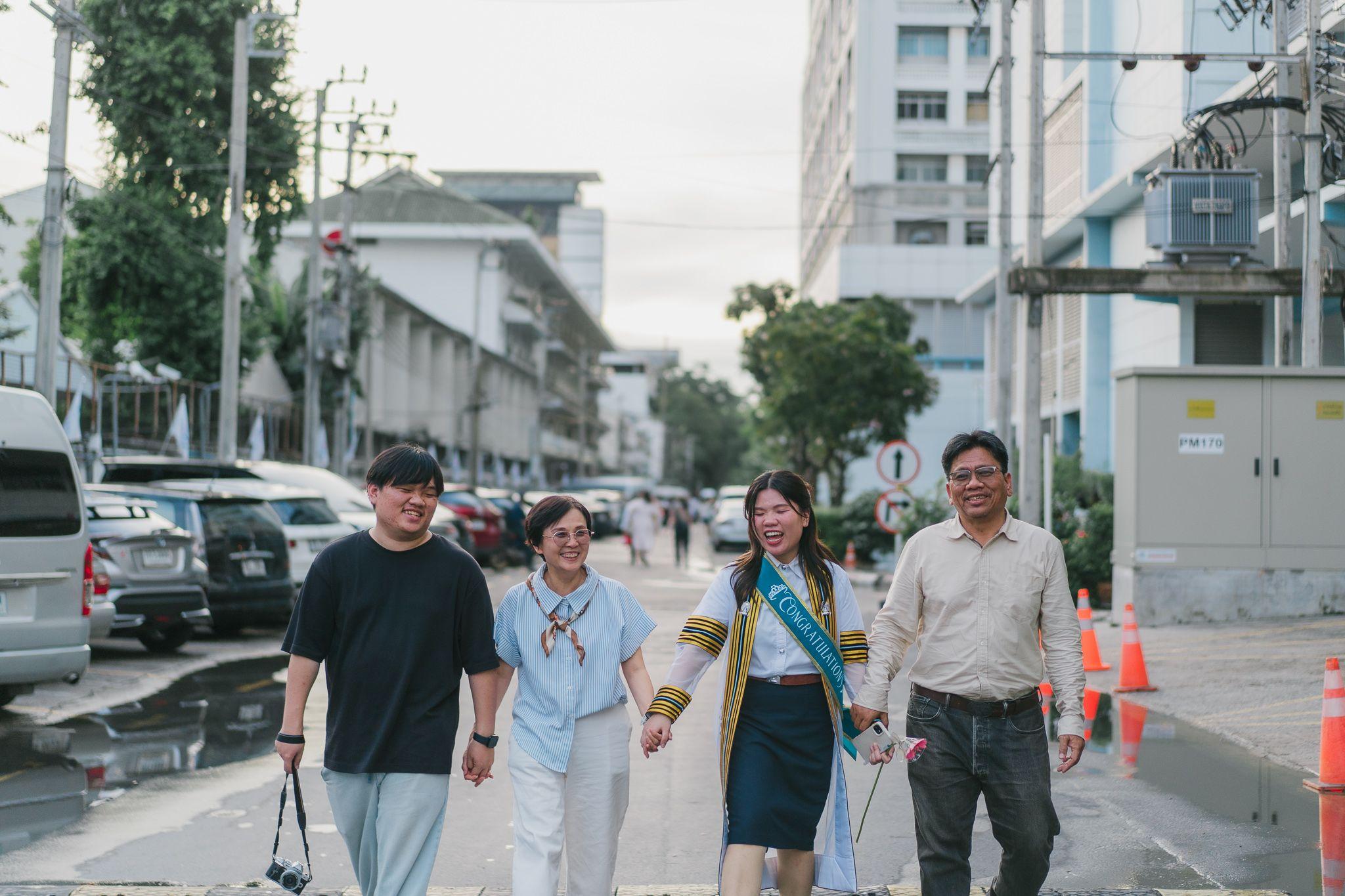 ผลงานรับปริญญา จุฬาลงกรณ์มหาวิทยาลัย โดย Nuremekdiary ภาพที่ 5
