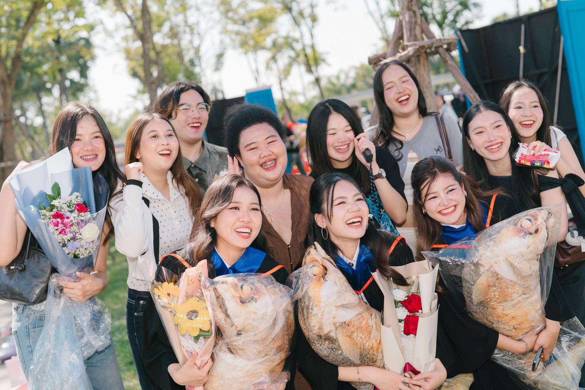 ผลงานรับปริญญา มหาวิทยาลัยกรุงเทพ โดย Nuremekdiary ภาพที่ 15