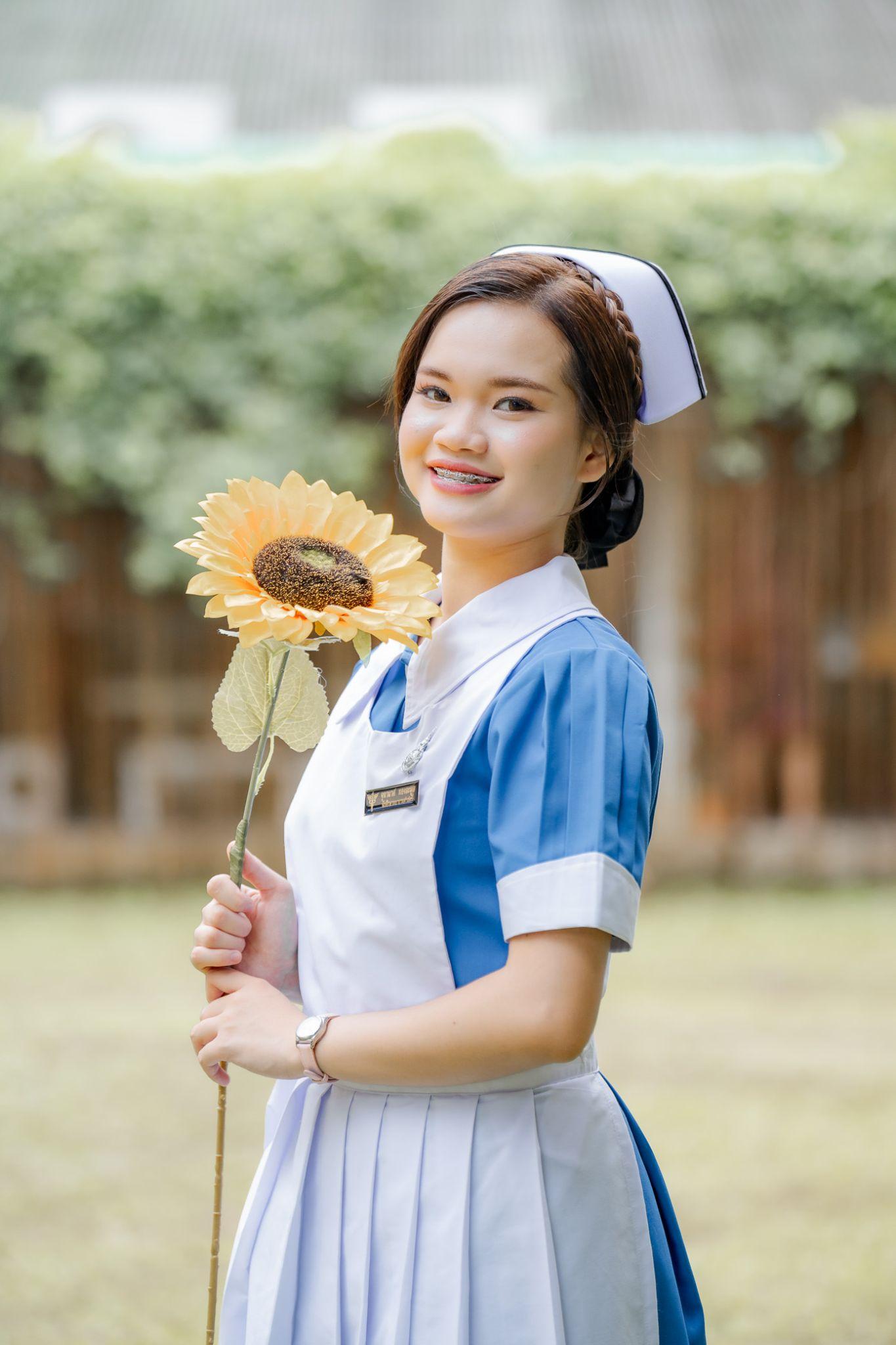 ผลงานรับปริญญา โดย Trixx ภาพที่ 1