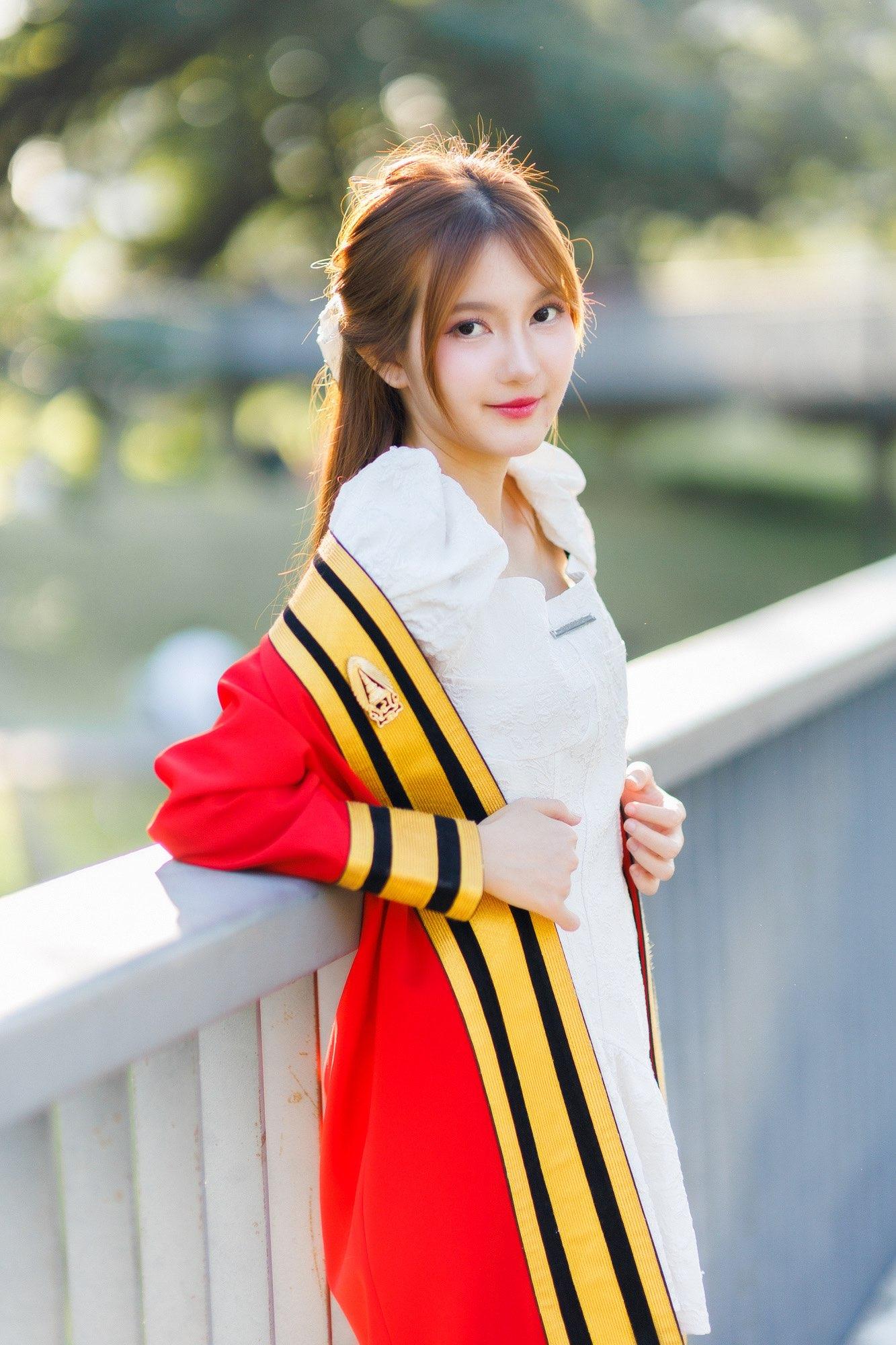 ผลงานรับปริญญา สถาบันเทคโนโลยีพระจอมเกล้าเจ้าคุณทหารลาดกระบัง โดย la-tte ภาพที่ 3