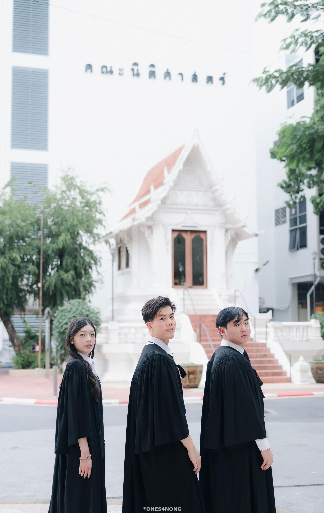 ผลงานรับปริญญา มหาวิทยาลัยธรรมศาสตร์ โดย ones4nong ภาพที่ 3