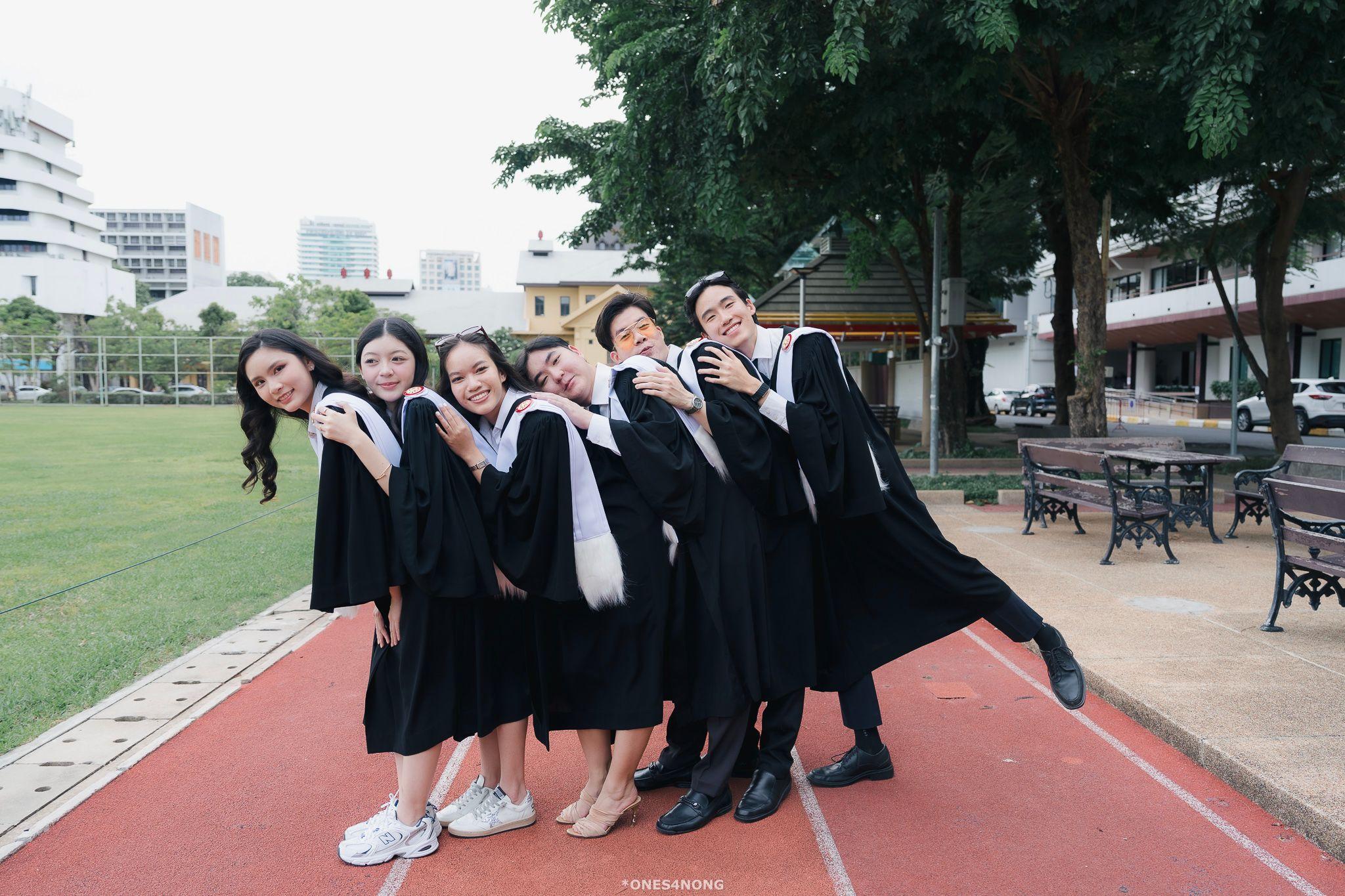 ผลงานรับปริญญา มหาวิทยาลัยธรรมศาสตร์ โดย ones4nong ภาพที่ 5