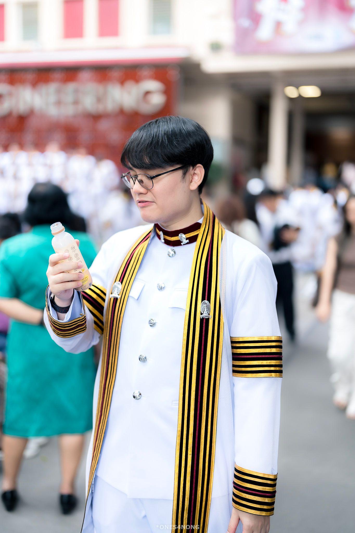 ผลงานรับปริญญา จุฬาลงกรณ์มหาวิทยาลัย โดย ones4nong ภาพที่ 12
