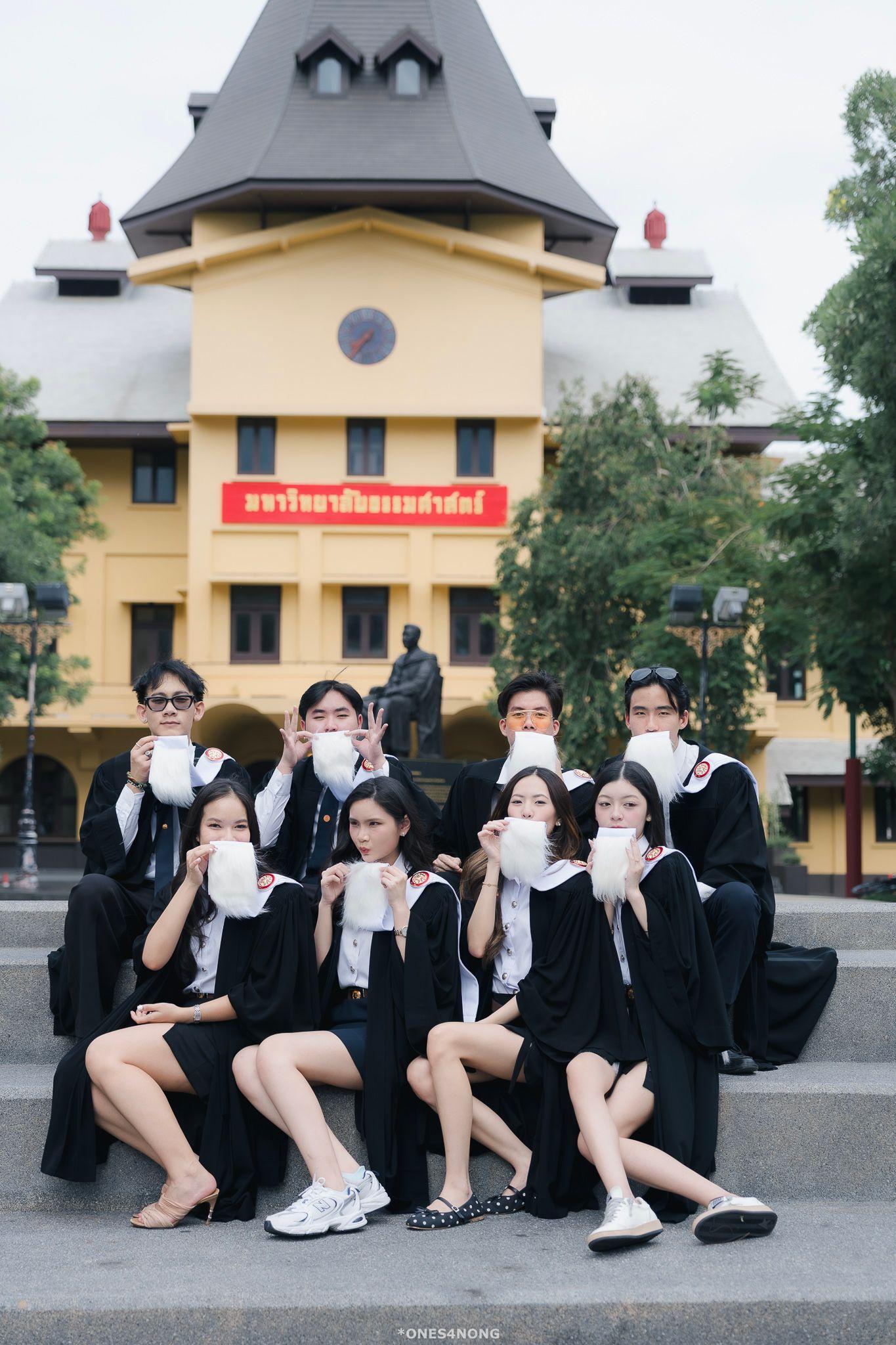 ผลงานรับปริญญา มหาวิทยาลัยธรรมศาสตร์ โดย ones4nong ภาพที่ 8