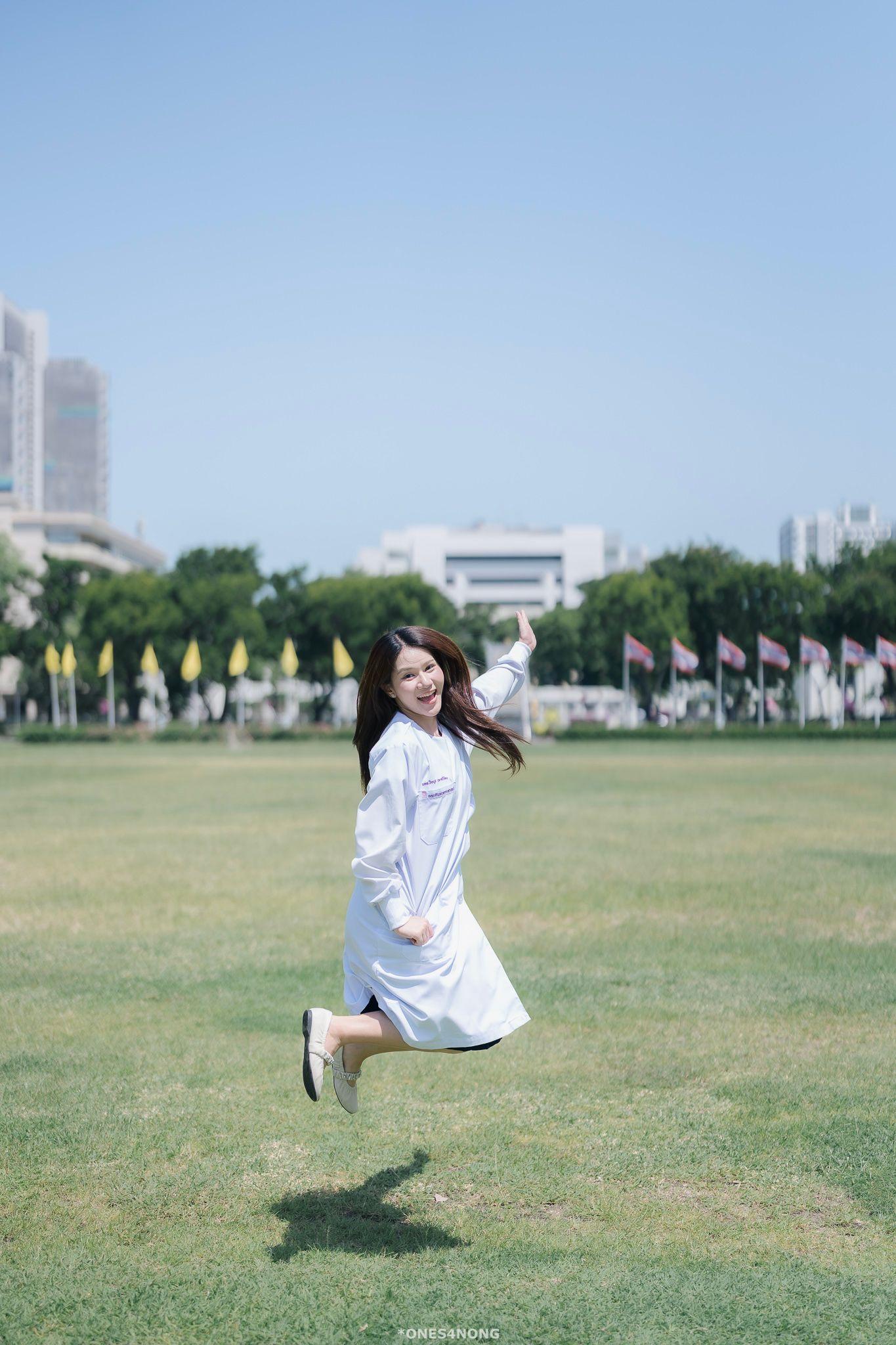 ผลงานรับปริญญา จุฬาลงกรณ์มหาวิทยาลัย โดย ones4nong ภาพที่ 4