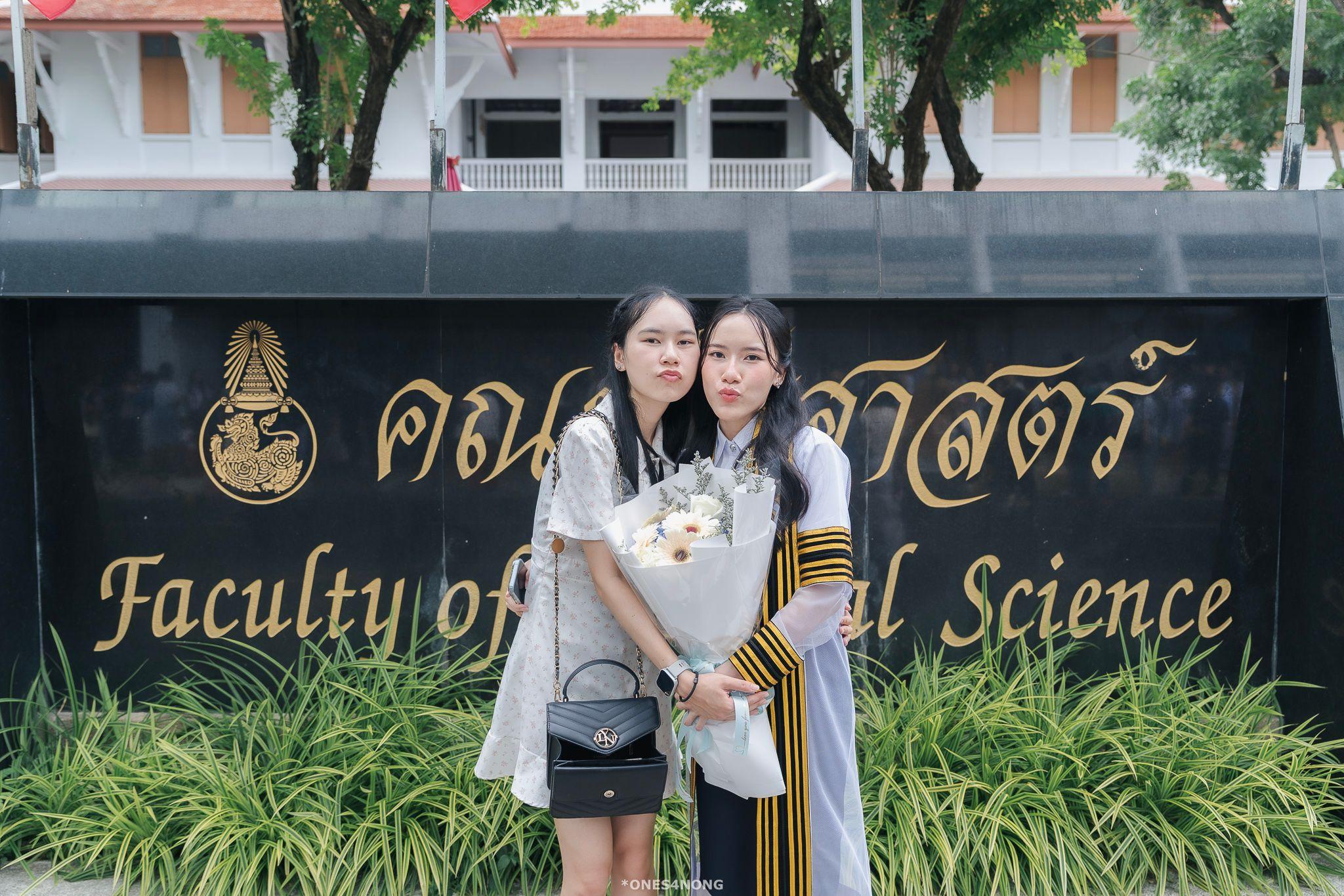 ผลงานรับปริญญา จุฬาลงกรณ์มหาวิทยาลัย โดย ones4nong ภาพที่ 19