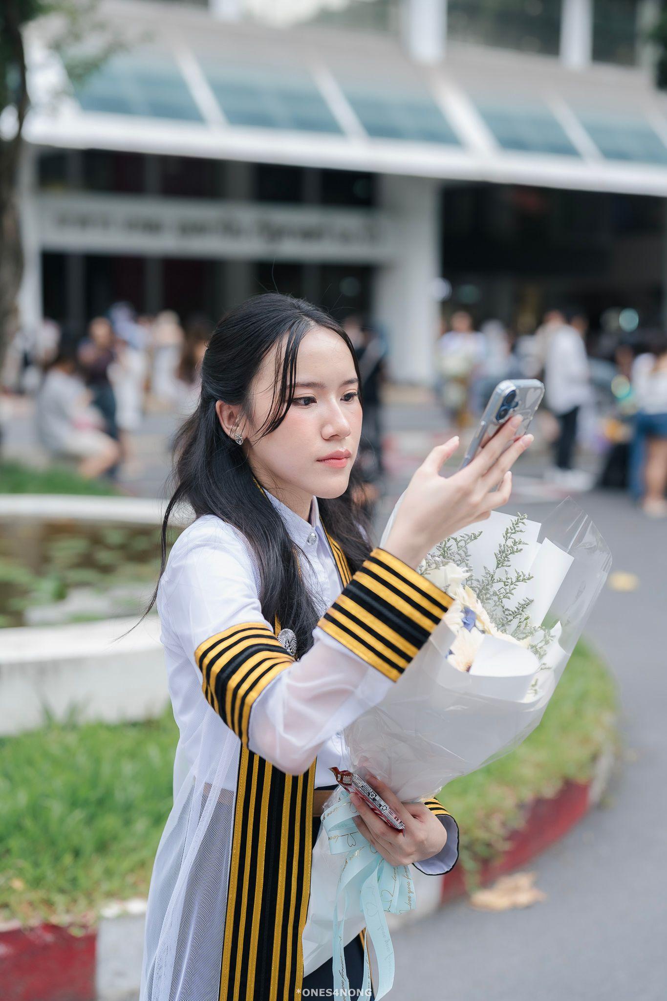ผลงานรับปริญญา จุฬาลงกรณ์มหาวิทยาลัย โดย ones4nong ภาพที่ 16