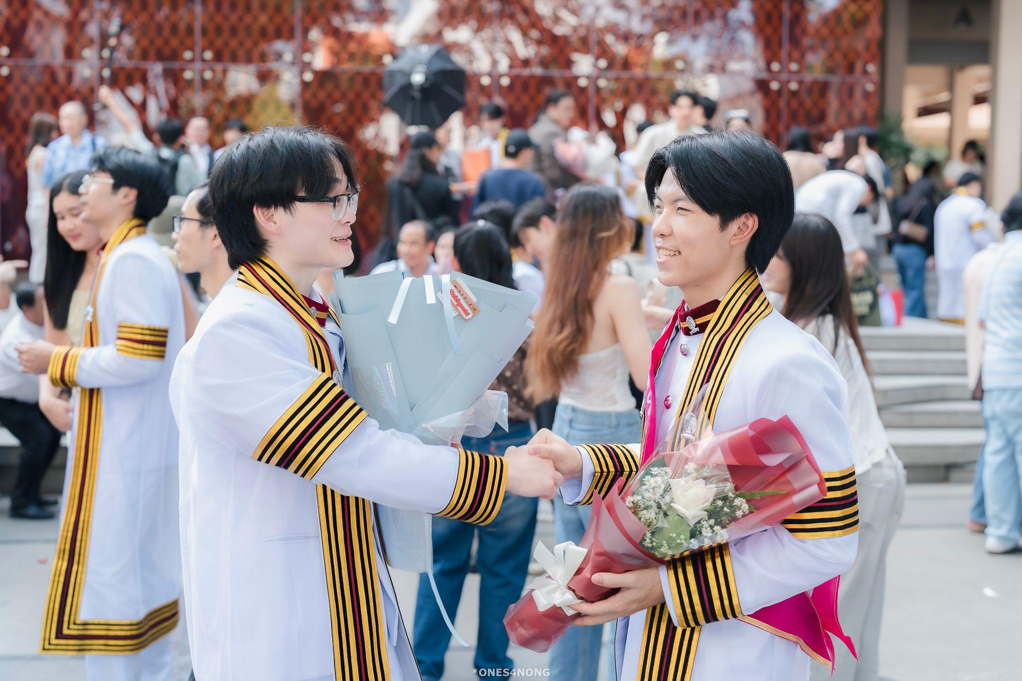 ผลงานรับปริญญา จุฬาลงกรณ์มหาวิทยาลัย โดย ones4nong ภาพที่ 17