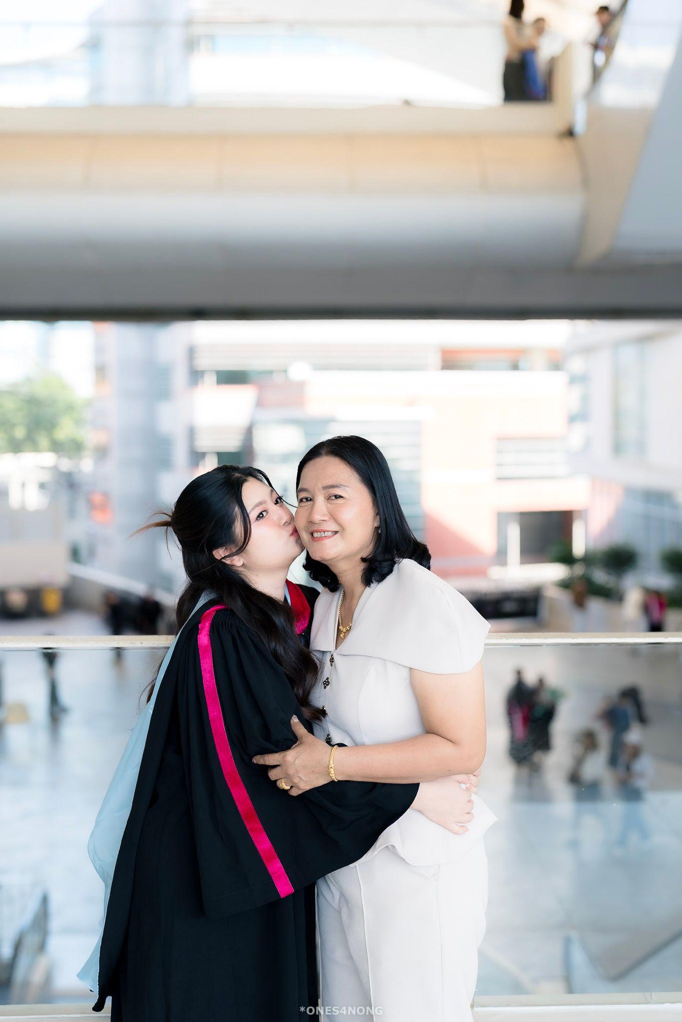 ผลงานรับปริญญา มหาวิทยาลัยรังสิต โดย ones4nong ภาพที่ 4