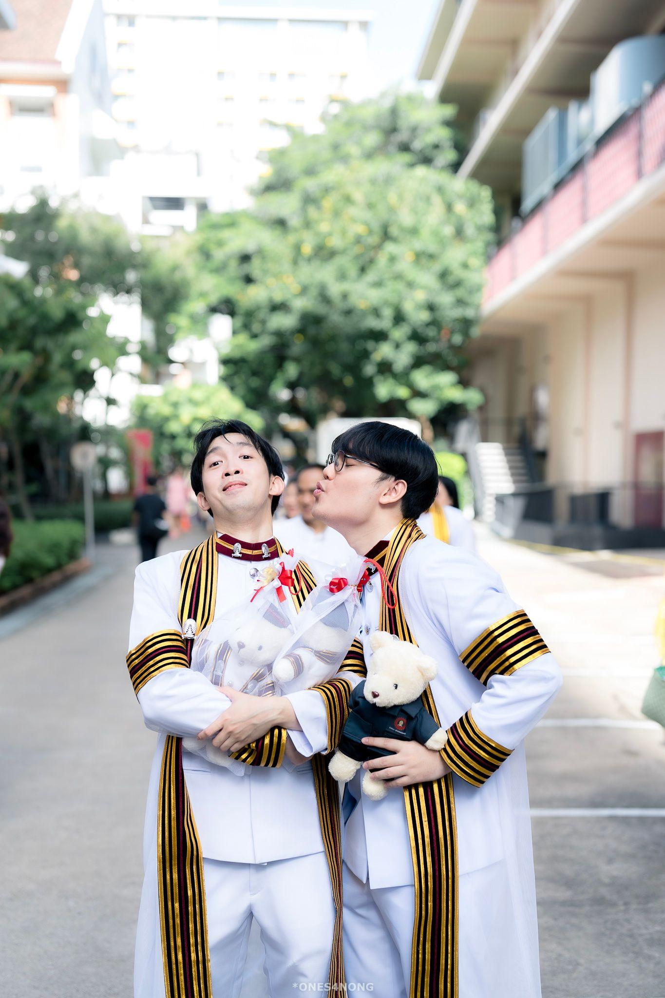 ผลงานรับปริญญา จุฬาลงกรณ์มหาวิทยาลัย โดย ones4nong ภาพที่ 7