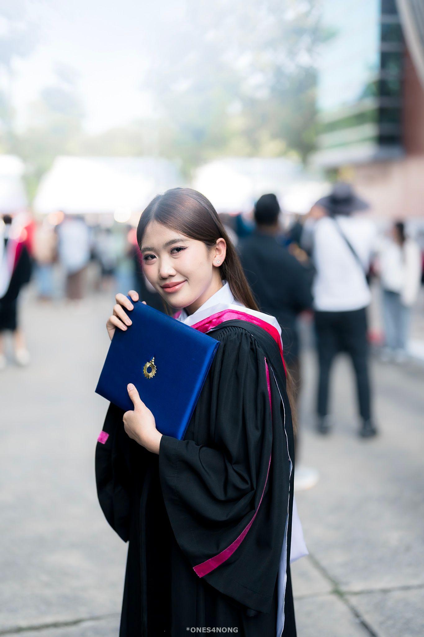 ผลงานรับปริญญา มหาวิทยาลัยรังสิต โดย ones4nong ภาพที่ 8
