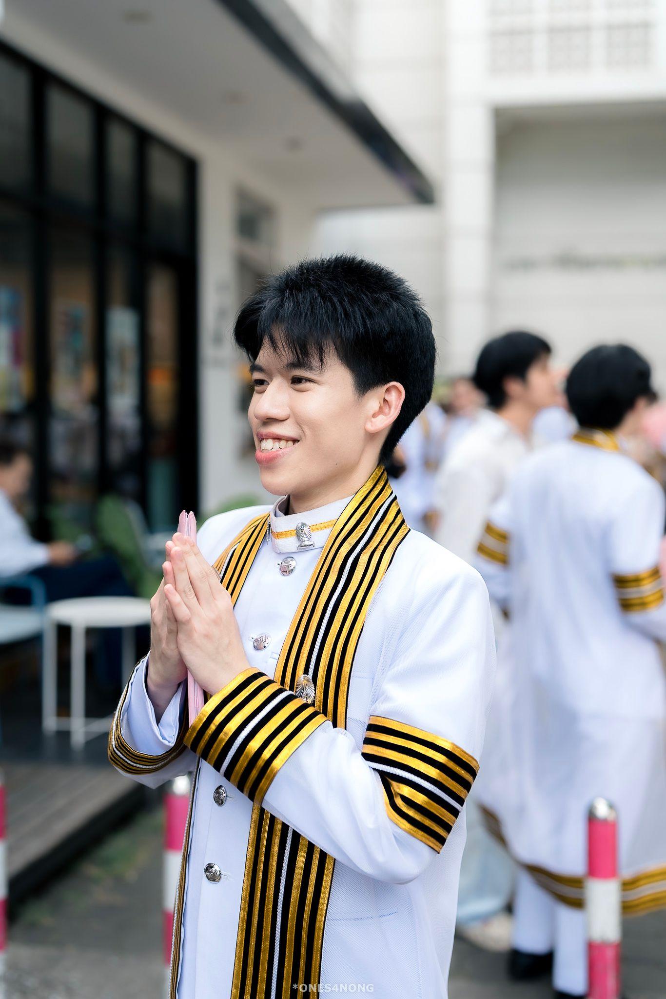 ผลงานรับปริญญา จุฬาลงกรณ์มหาวิทยาลัย โดย ones4nong ภาพที่ 12