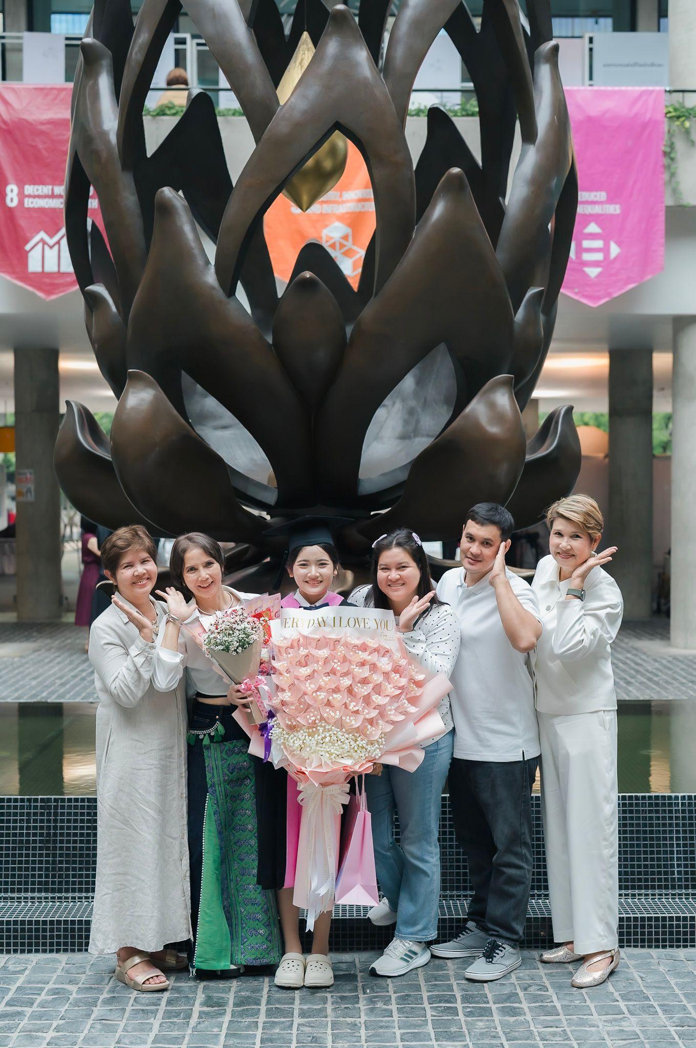 ผลงานรับปริญญา มหาวิทยาลัยมหิดล โดย ones4nong ภาพที่ 9