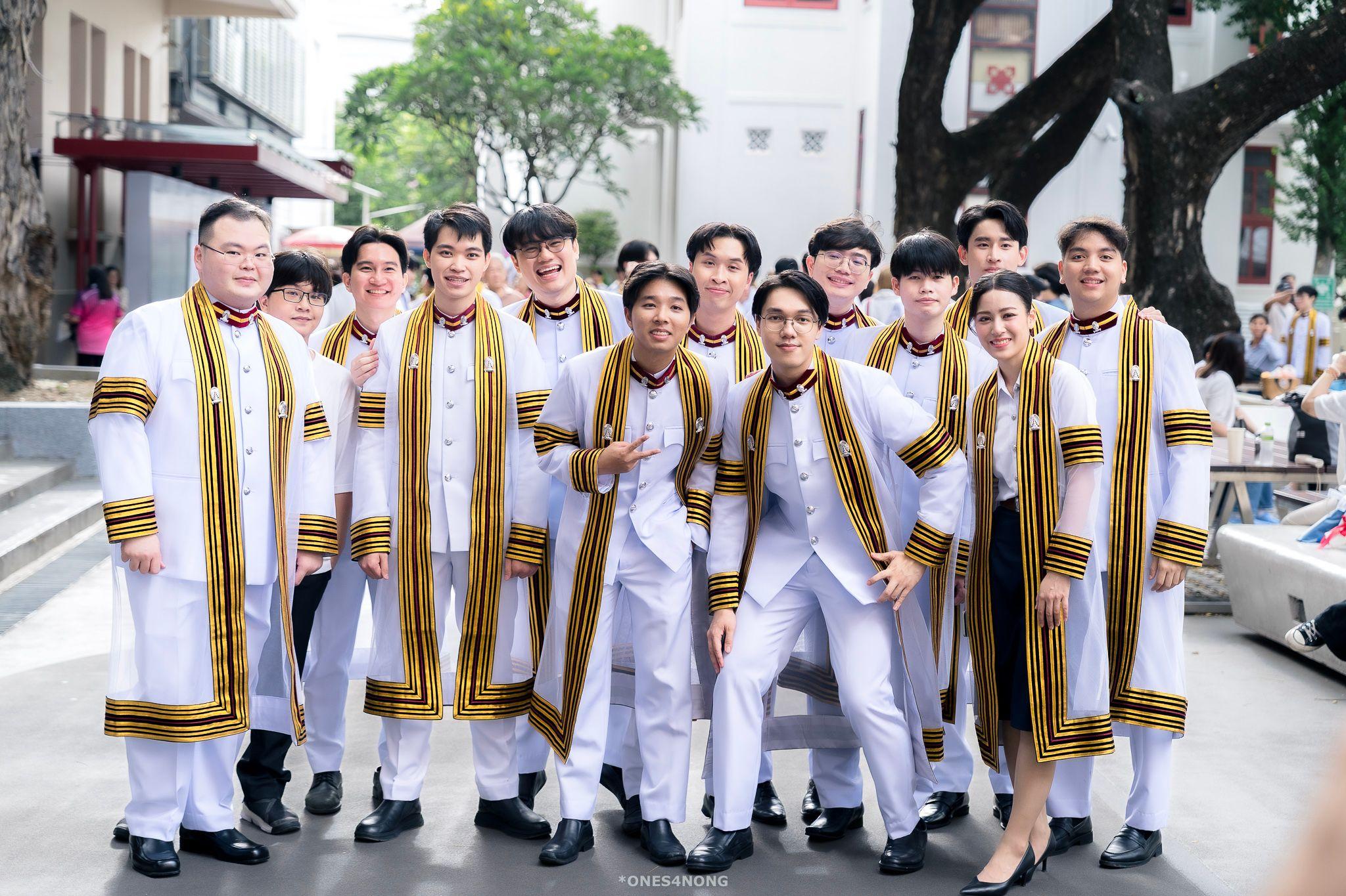 ผลงานรับปริญญา จุฬาลงกรณ์มหาวิทยาลัย โดย ones4nong ภาพที่ 17