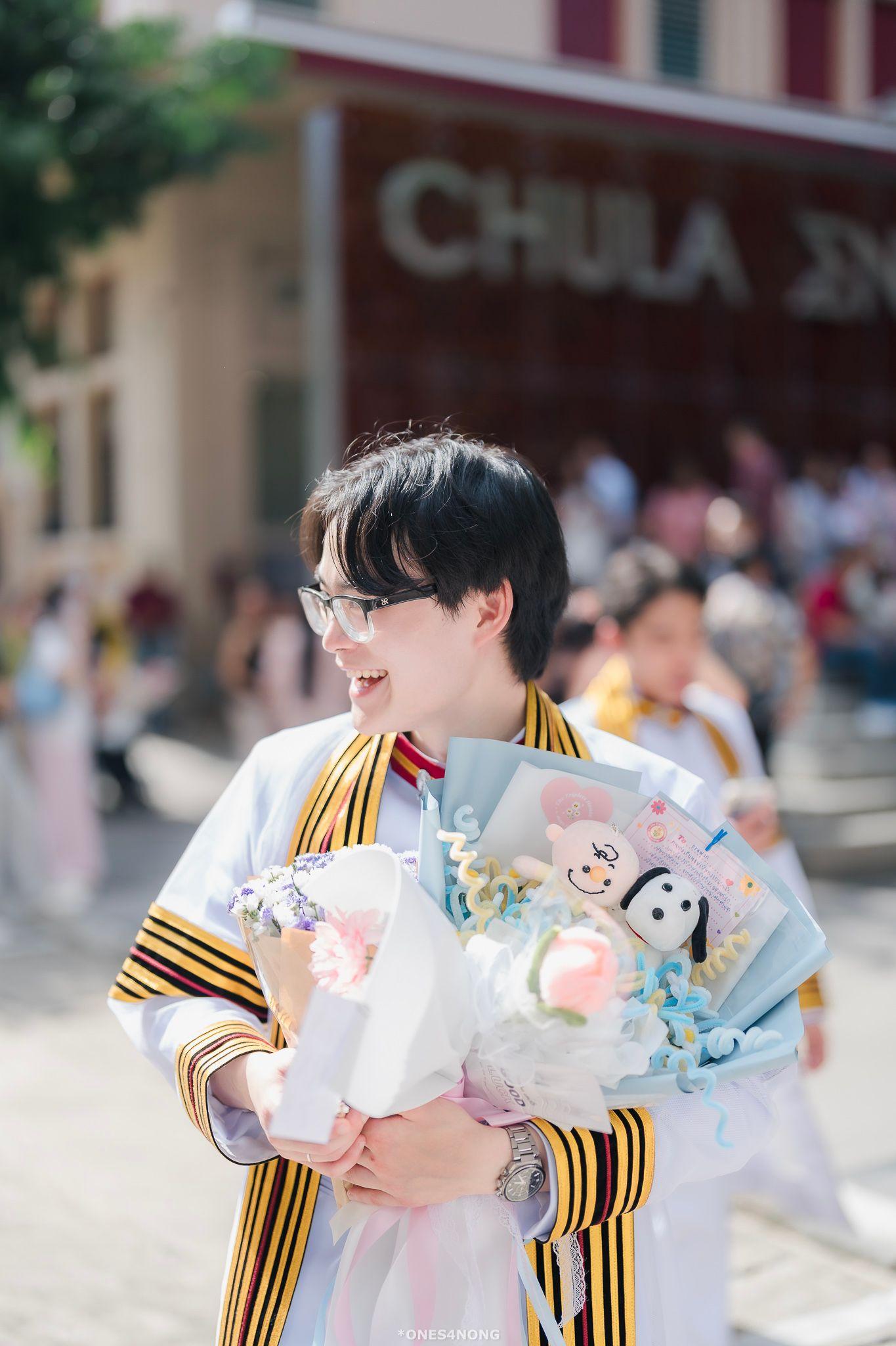 ผลงานรับปริญญา จุฬาลงกรณ์มหาวิทยาลัย โดย ones4nong ภาพที่ 6