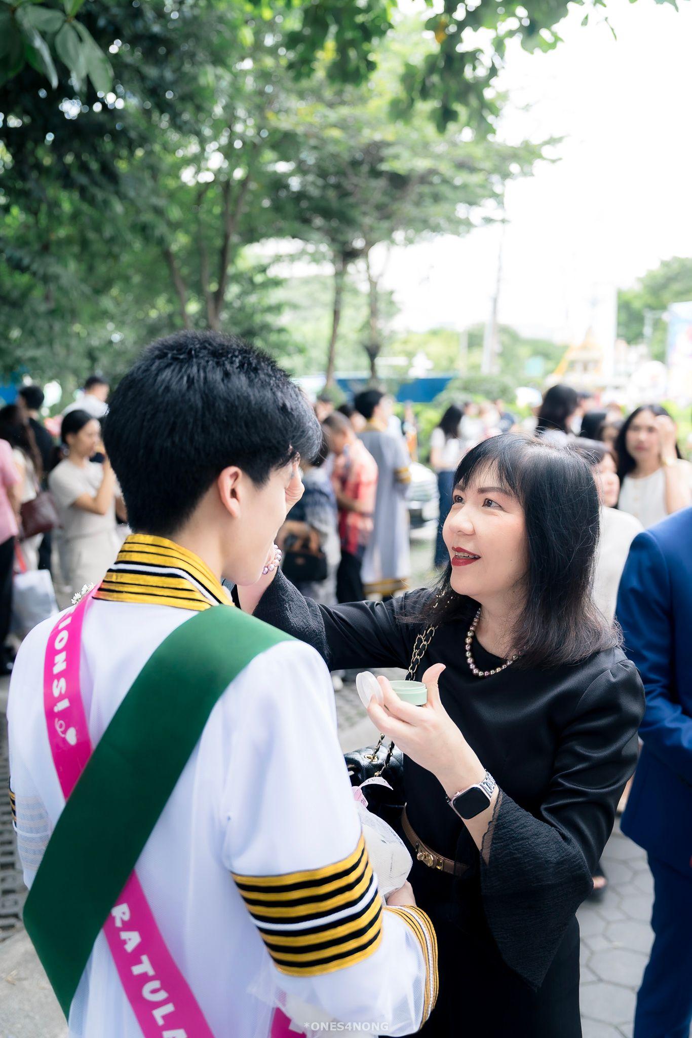 ผลงานรับปริญญา จุฬาลงกรณ์มหาวิทยาลัย โดย ones4nong ภาพที่ 18