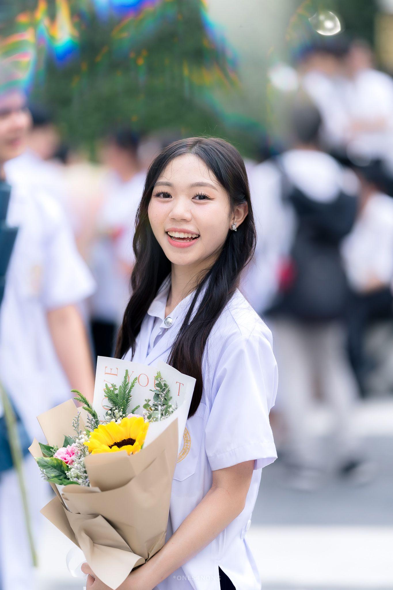ผลงานรับปริญญา จุฬาลงกรณ์มหาวิทยาลัย โดย ones4nong ภาพที่ 2