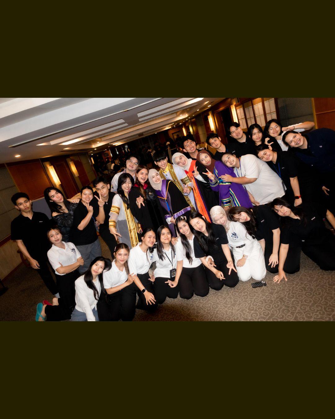 ผลงานรับปริญญา โดย NAM ภาพที่ 6