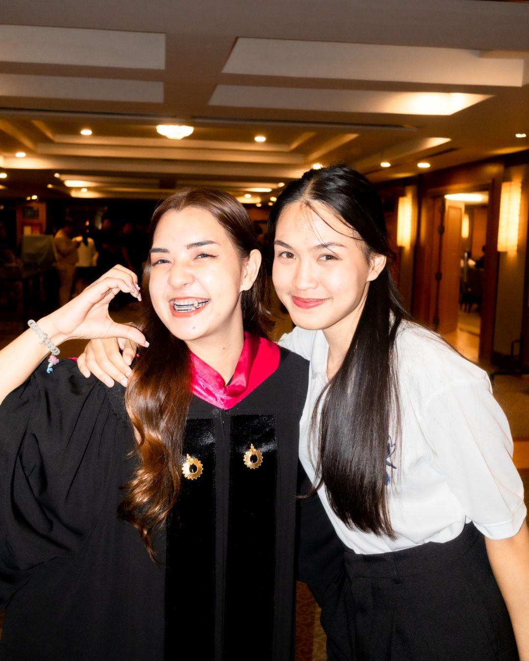 ผลงานรับปริญญา โดย NAM ภาพที่ 9