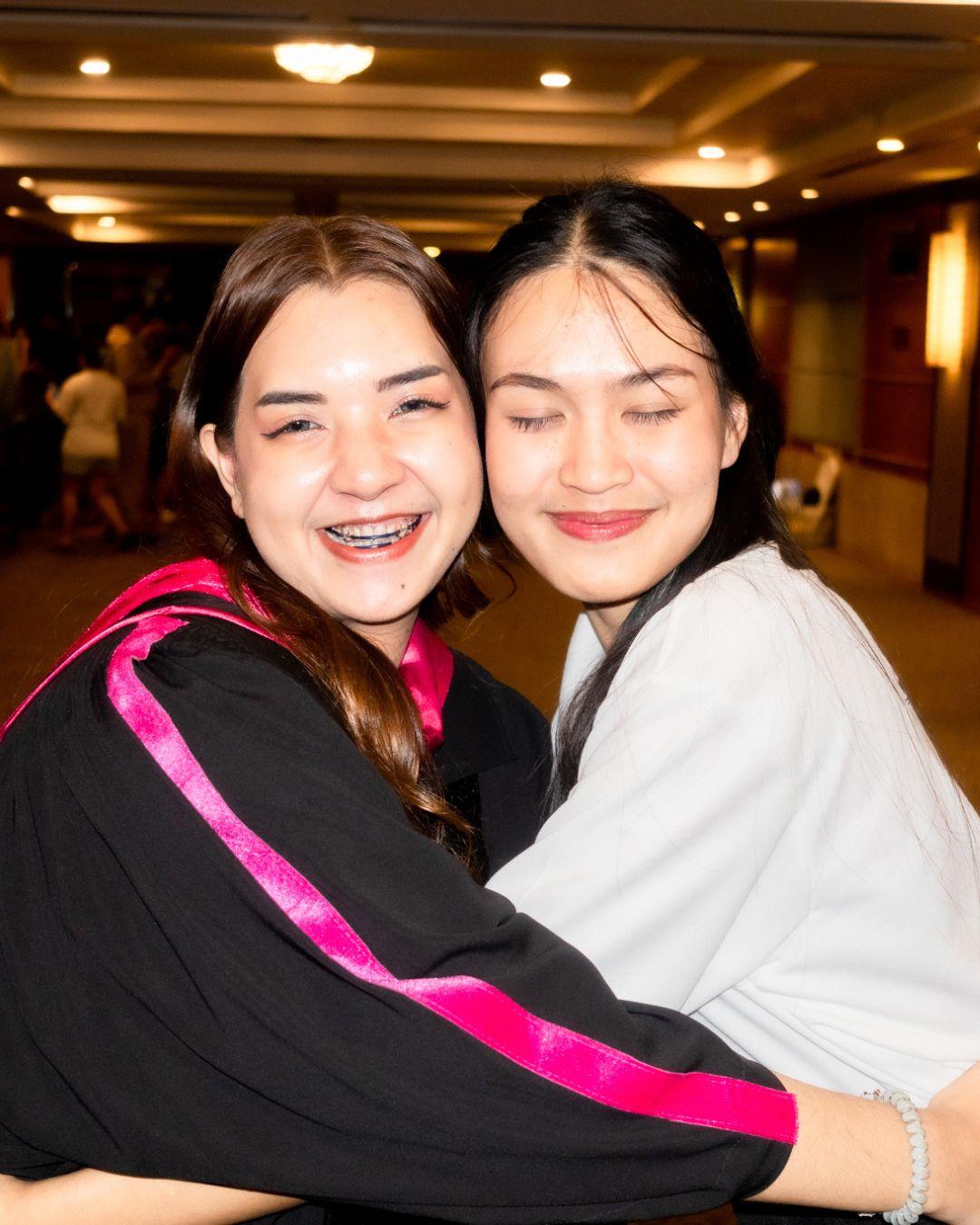ผลงานรับปริญญา โดย NAM ภาพที่ 8