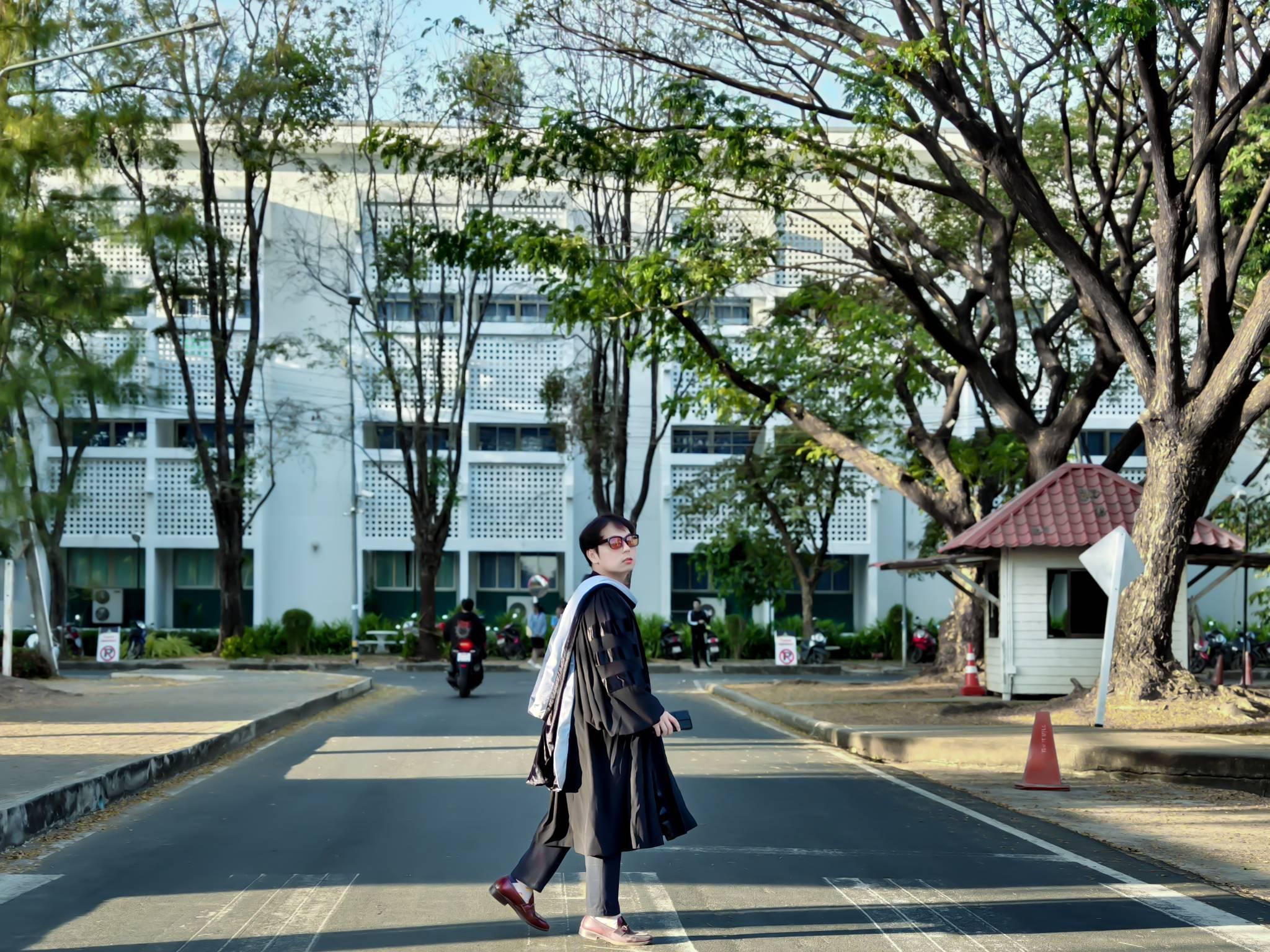 ผลงานรับปริญญา มหาวิทยาลัยศิลปากร โดย Bank jirawach ภาพที่ 6