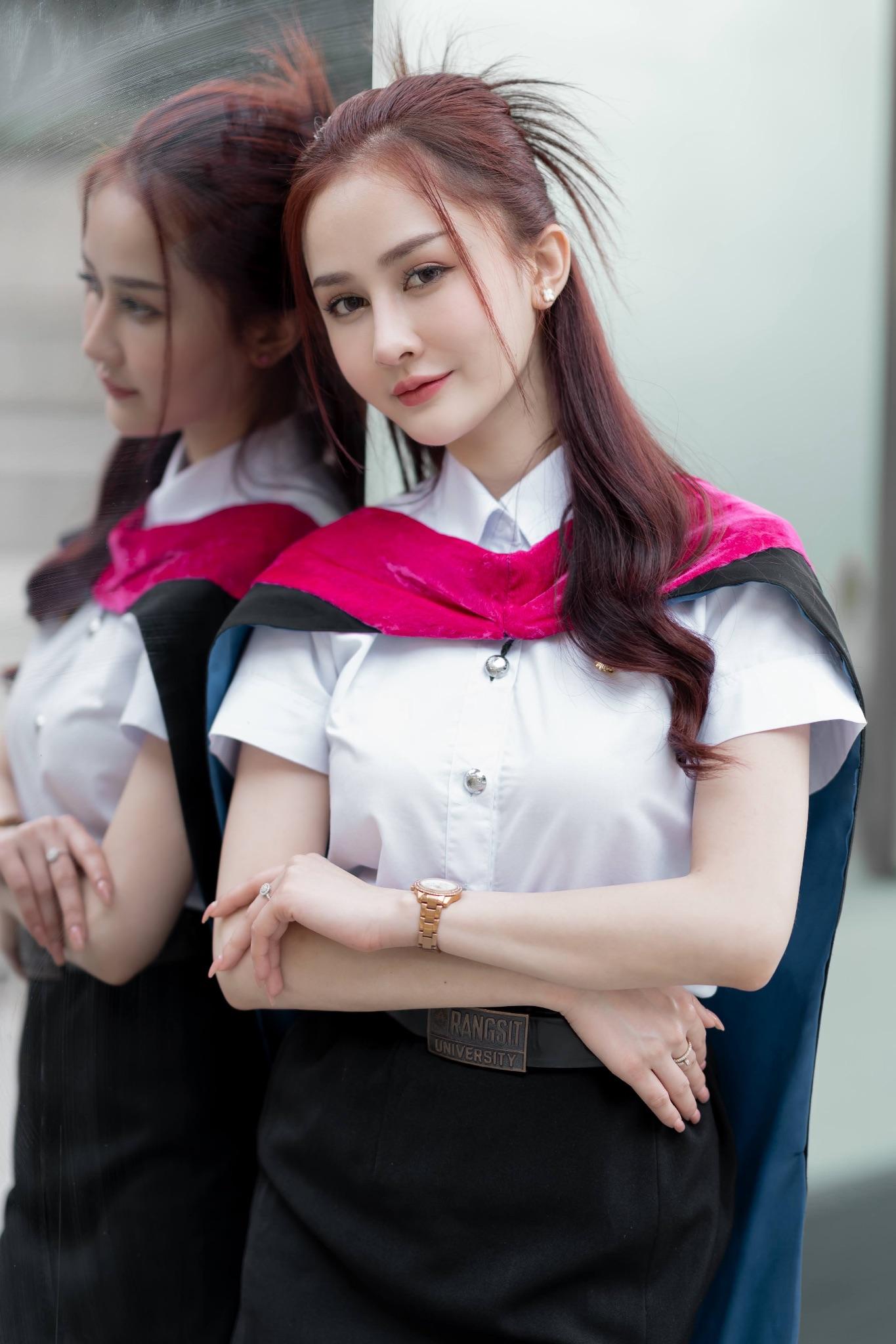 ผลงานรับปริญญา โดย Lookchin Photographer ภาพที่ 16