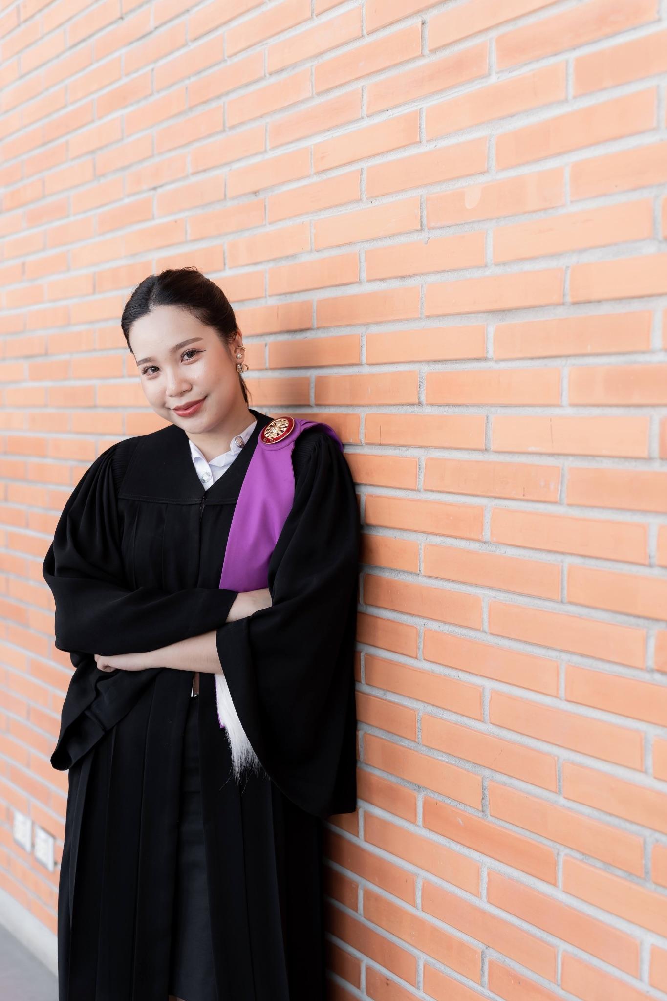 ผลงานรับปริญญา โดย Lookchin Photographer ภาพที่ 2