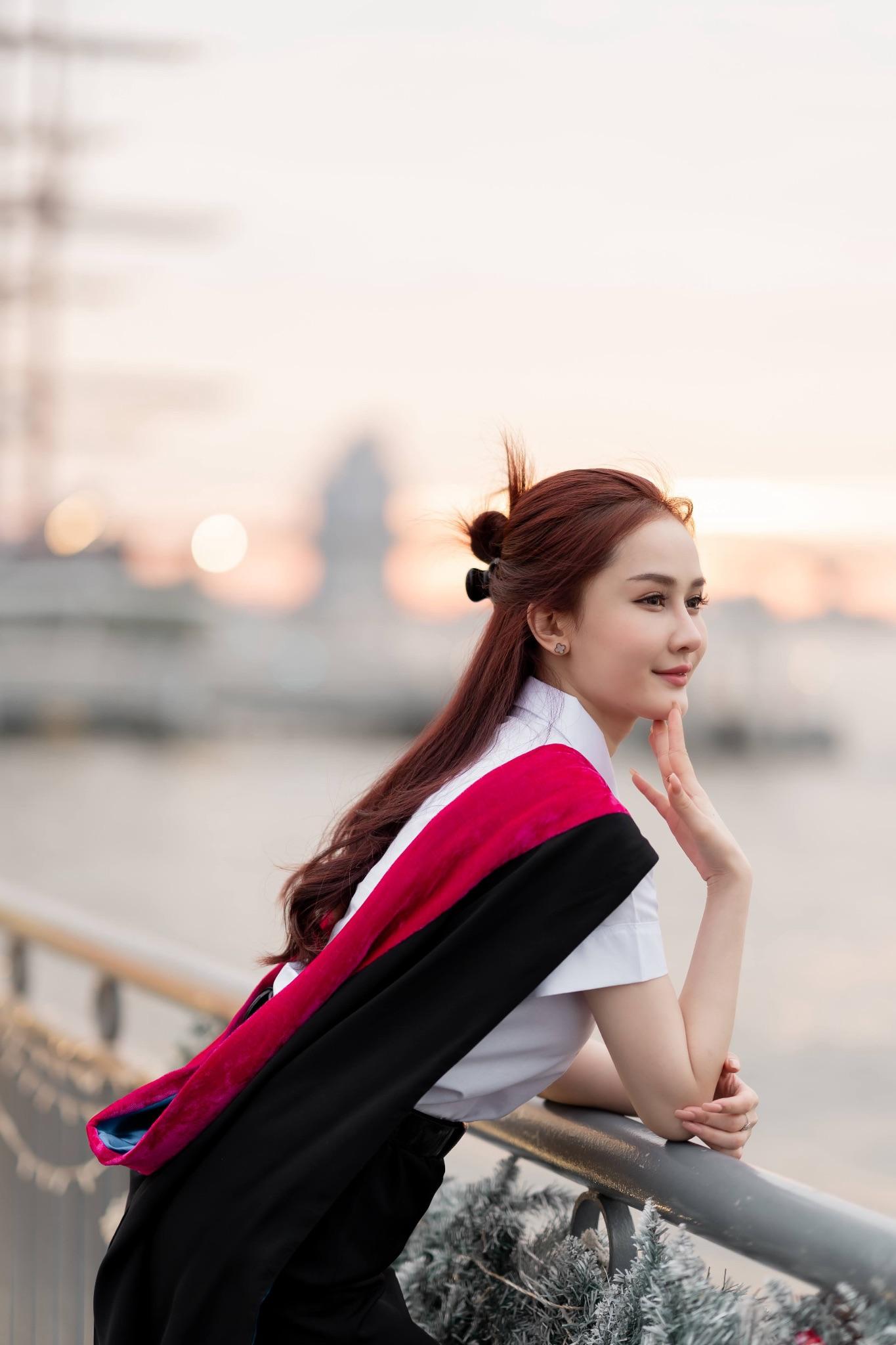 ผลงานรับปริญญา โดย Lookchin Photographer ภาพที่ 7