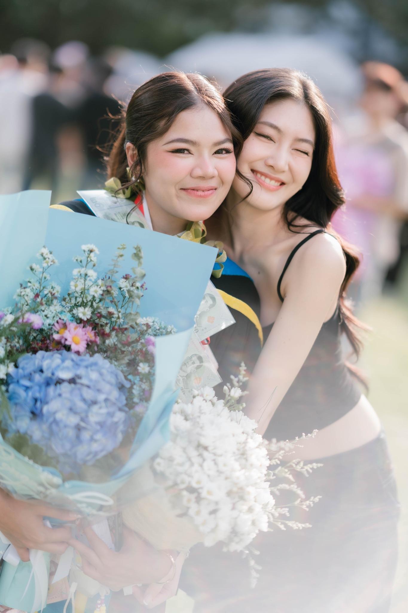 ผลงานรับปริญญา โดย Lookchin Photographer ภาพที่ 7