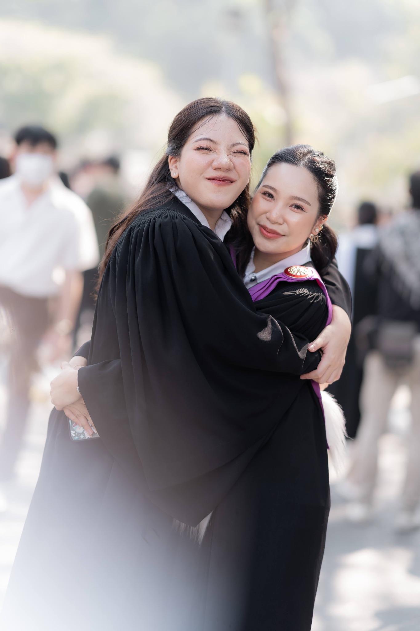 ผลงานรับปริญญา โดย Lookchin Photographer ภาพที่ 7