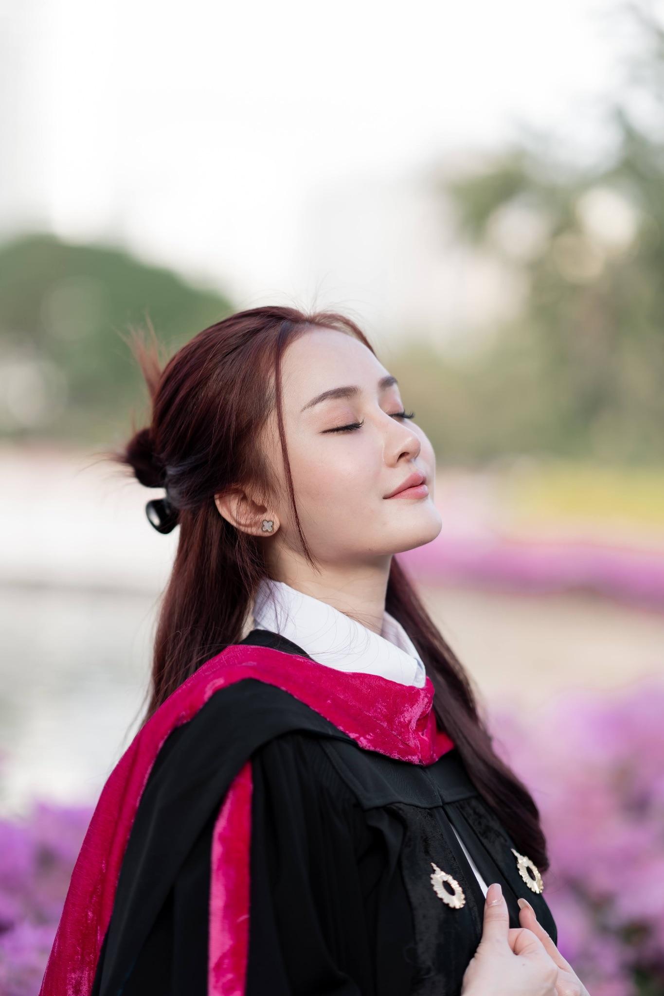 ผลงานรับปริญญา โดย Lookchin Photographer ภาพที่ 9