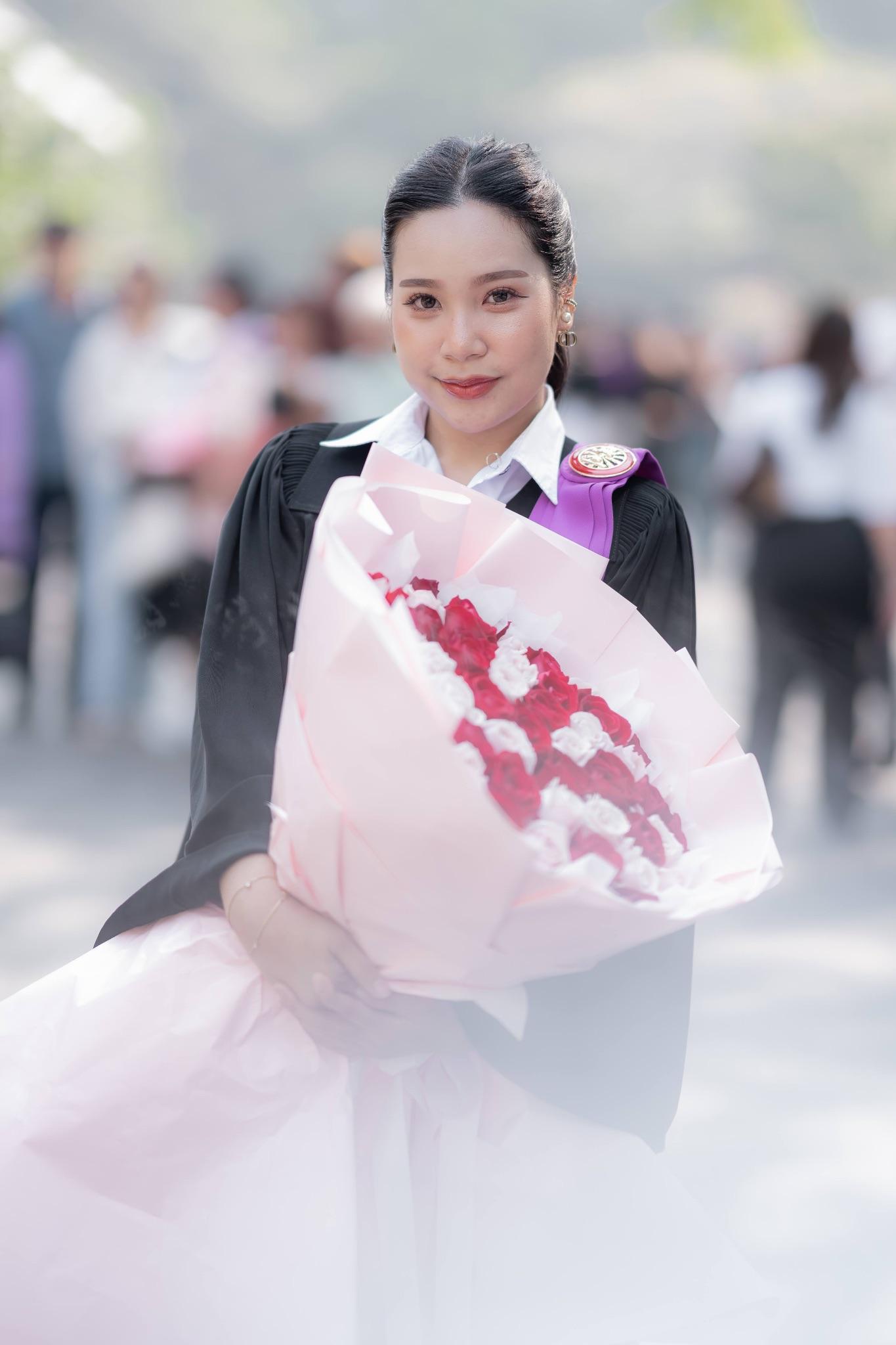 ผลงานรับปริญญา โดย Lookchin Photographer ภาพที่ 10