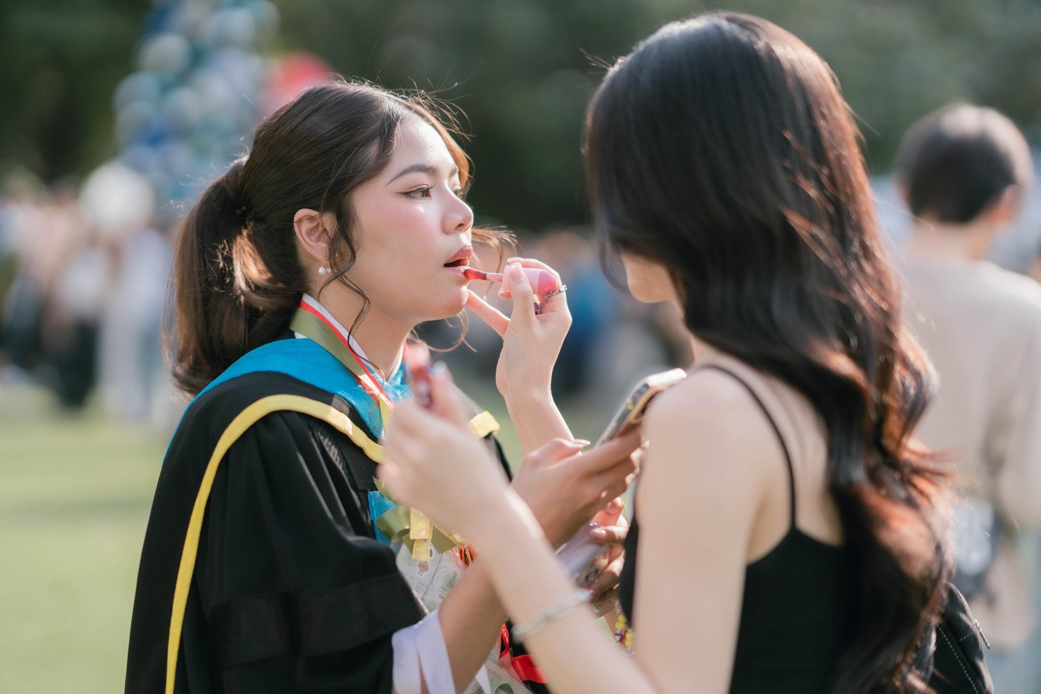 ผลงานรับปริญญา โดย Lookchin Photographer ภาพที่ 8
